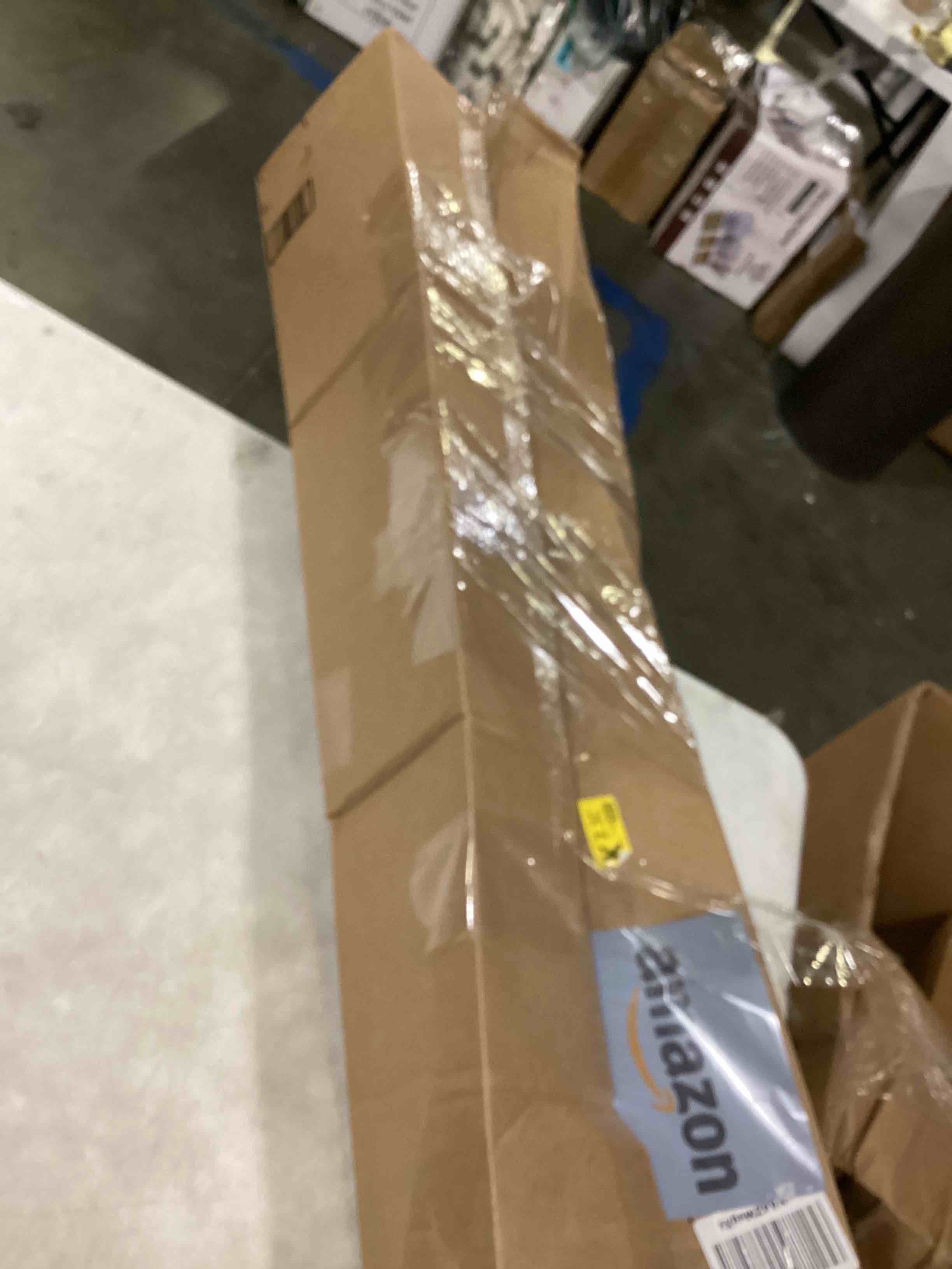 https://s3.amazonaws.com/lotting-images-prod/bidfta/ORG5735939_1717255388769.jpeg