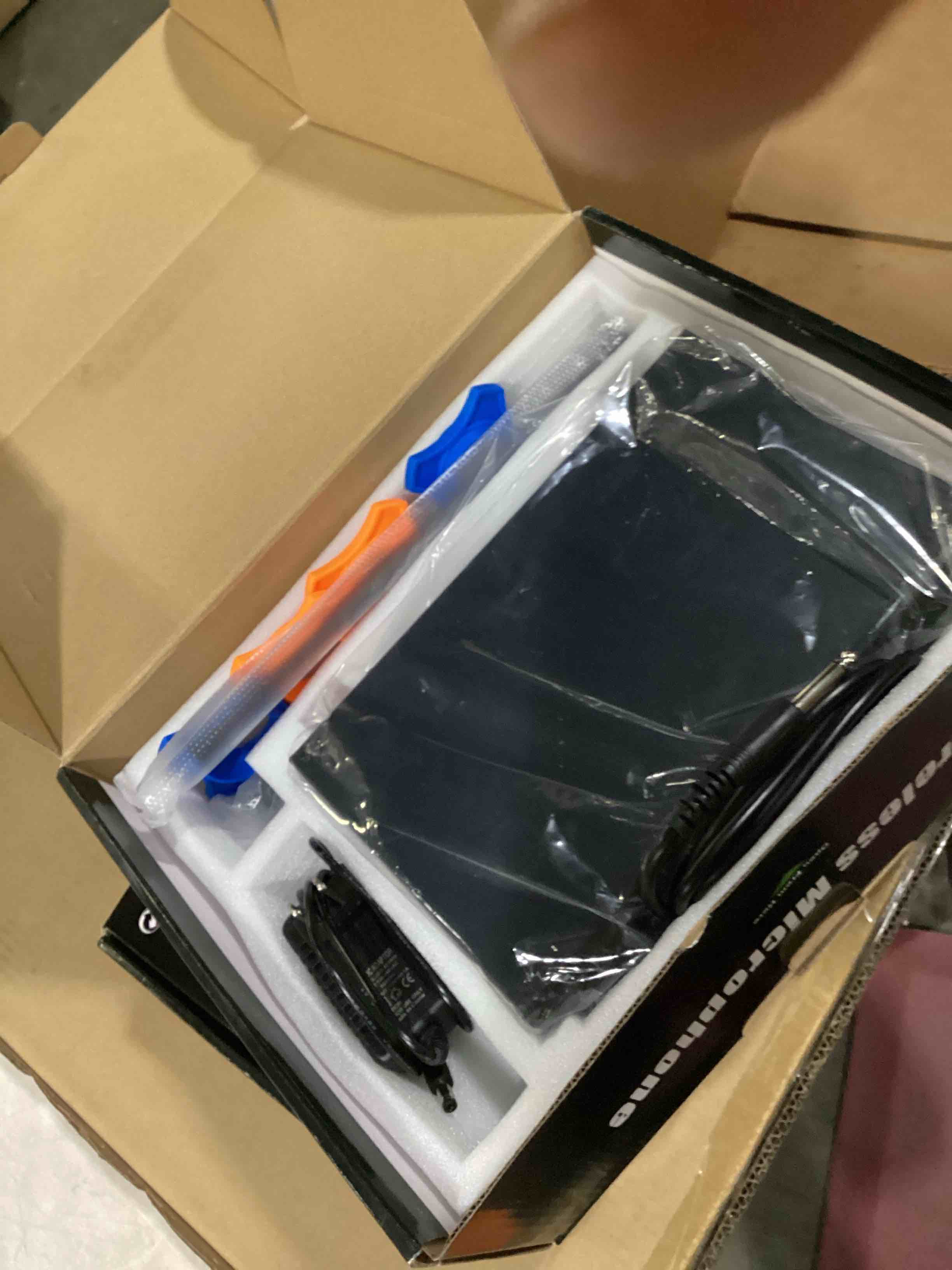 https://s3.amazonaws.com/lotting-images-prod/bidfta/ORG5736024_1717426067237.jpeg