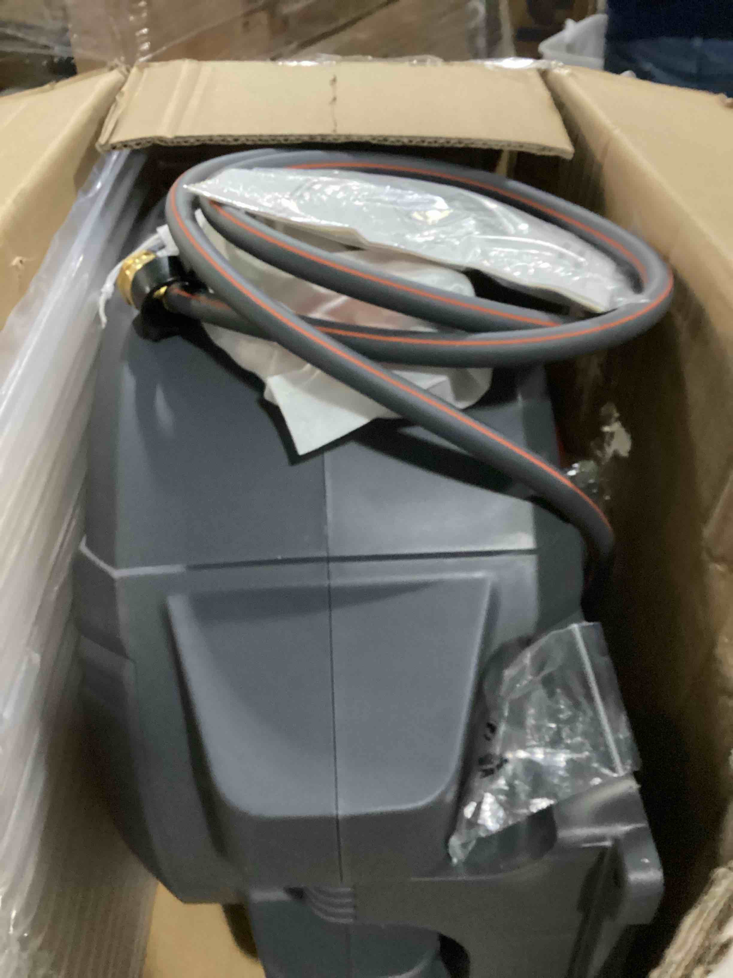 https://s3.amazonaws.com/lotting-images-prod/bidfta/ORG5736725_1715967639600.jpeg