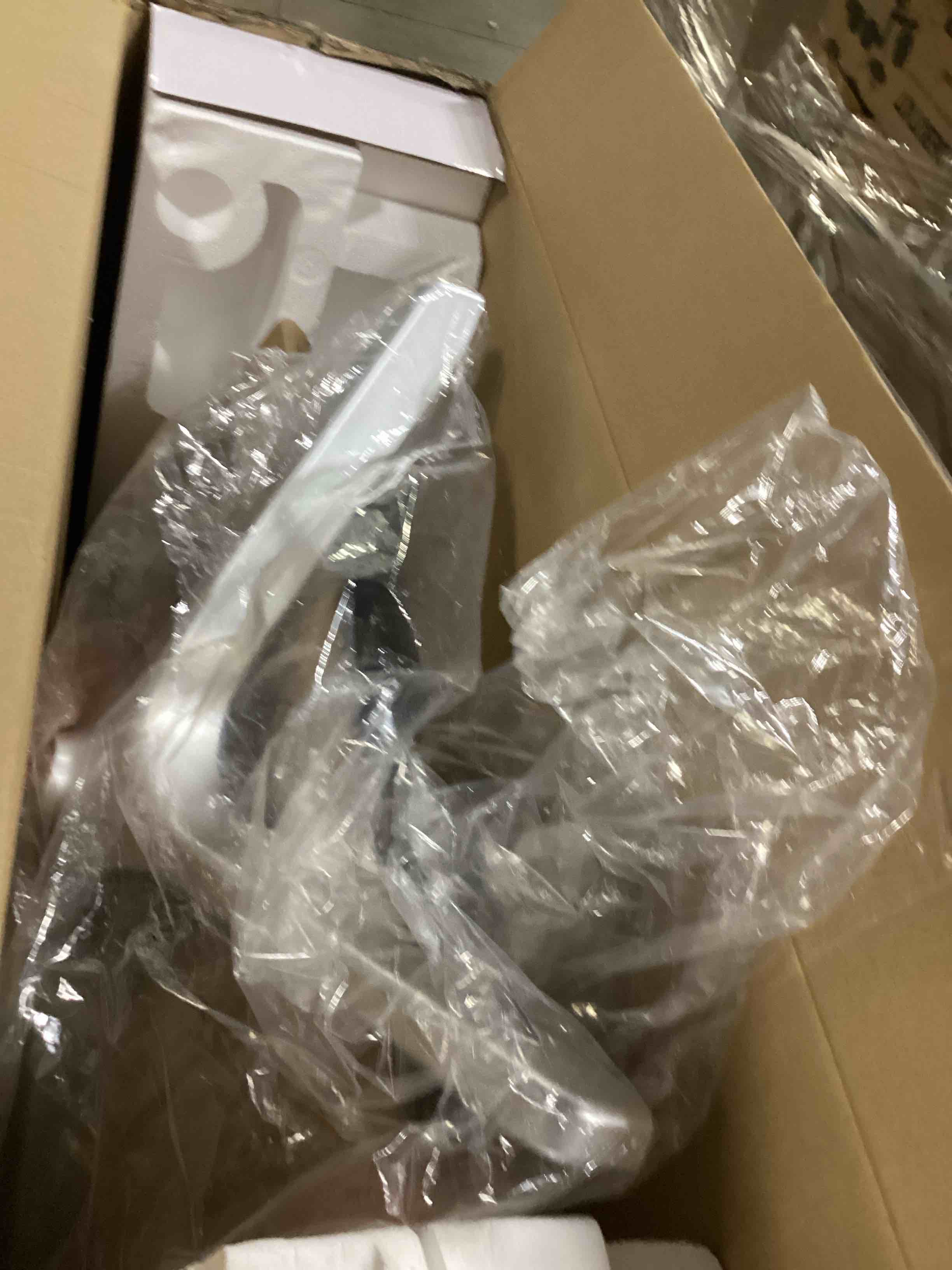 https://s3.amazonaws.com/lotting-images-prod/bidfta/ORG5736815_1716056518278.jpeg