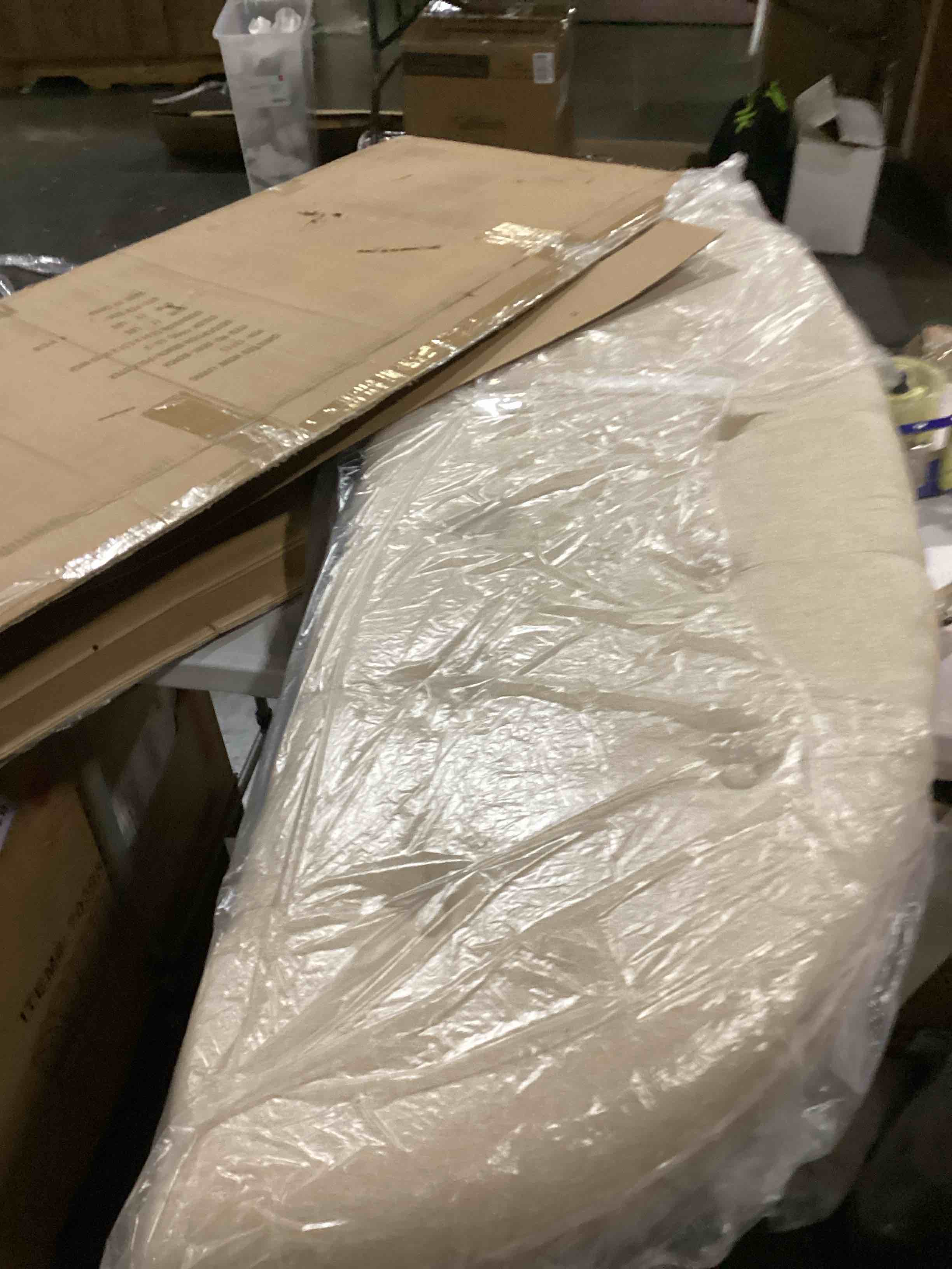 https://s3.amazonaws.com/lotting-images-prod/bidfta/ORG5737228_1716555722437.jpeg
