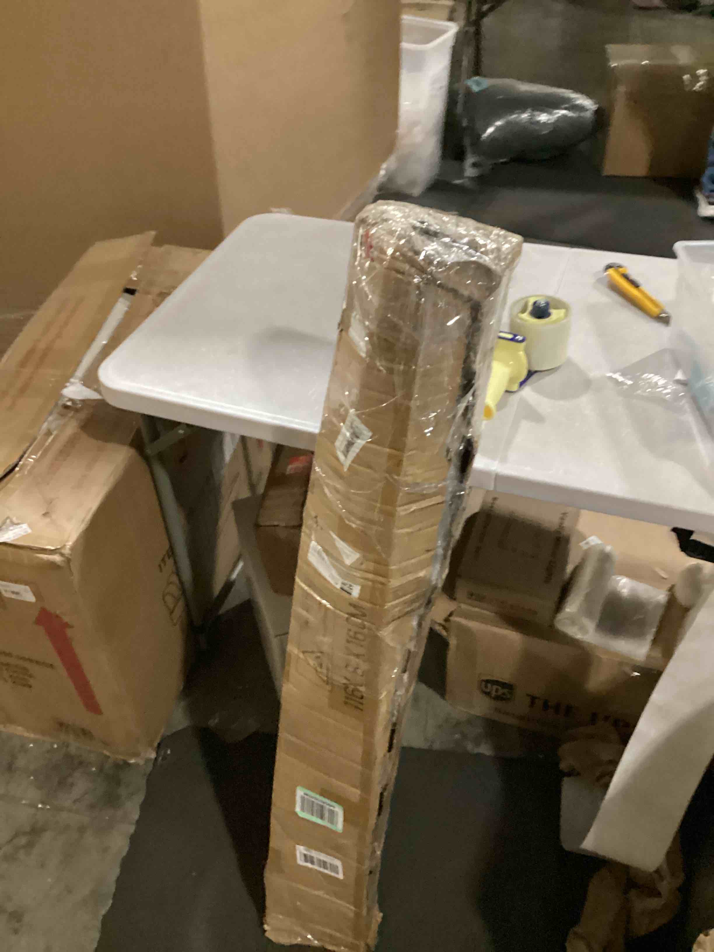 https://s3.amazonaws.com/lotting-images-prod/bidfta/ORG5737773_1717422367856.jpeg