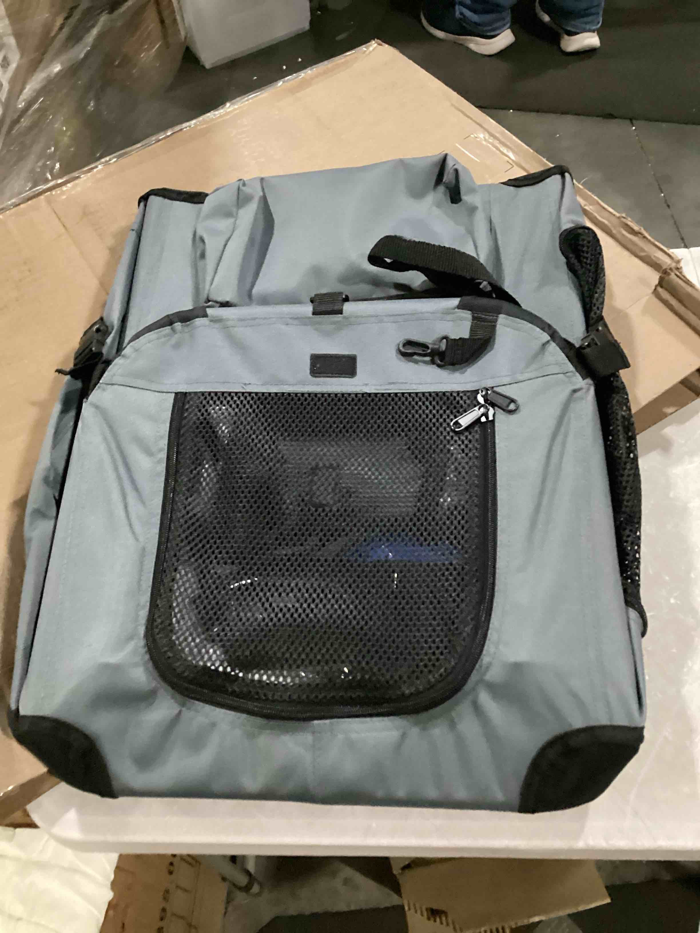 https://s3.amazonaws.com/lotting-images-prod/bidfta/ORG5737809_1717434703312.jpeg