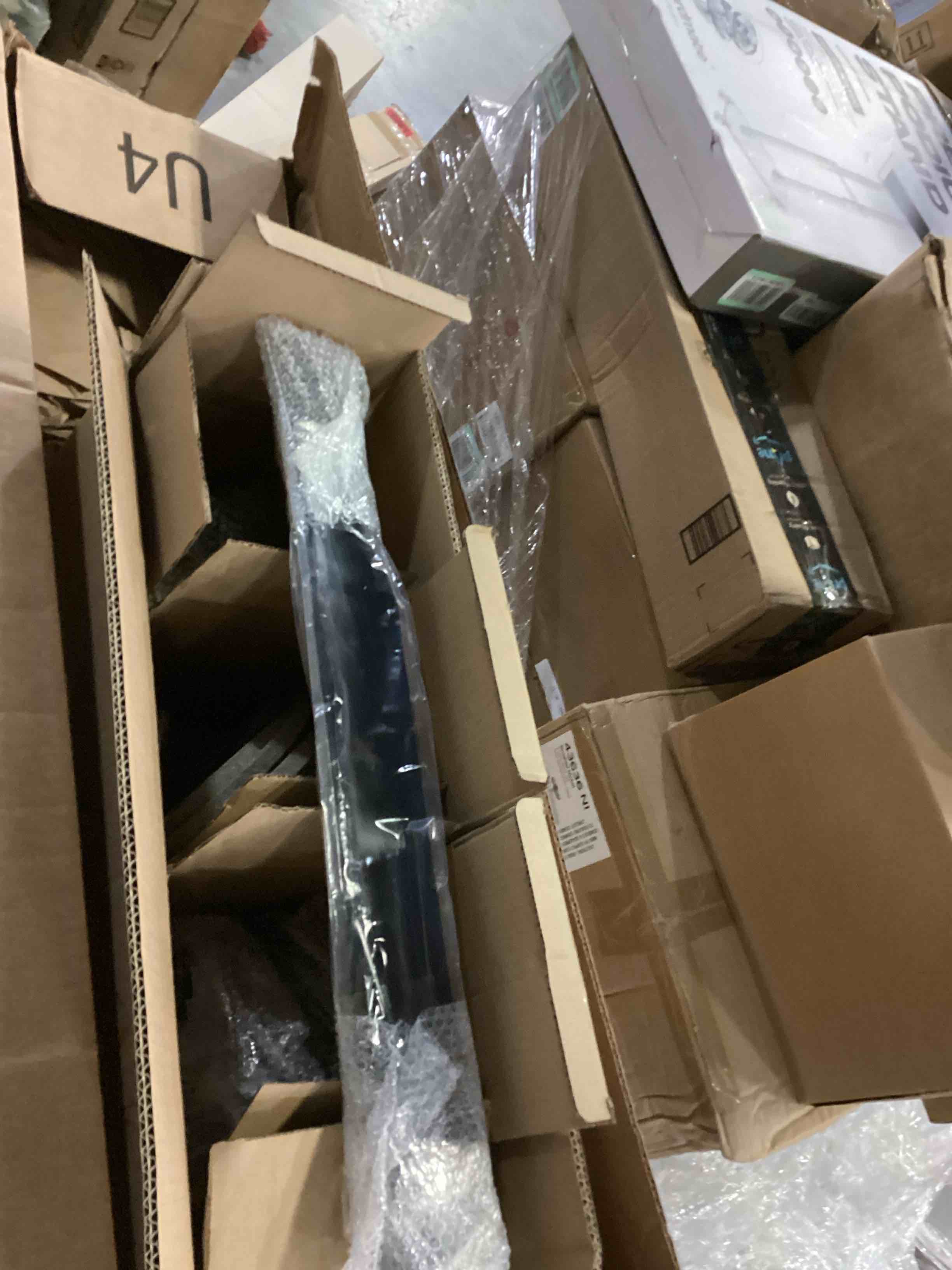 https://s3.amazonaws.com/lotting-images-prod/bidfta/ORG5738025_1715692673054.jpeg