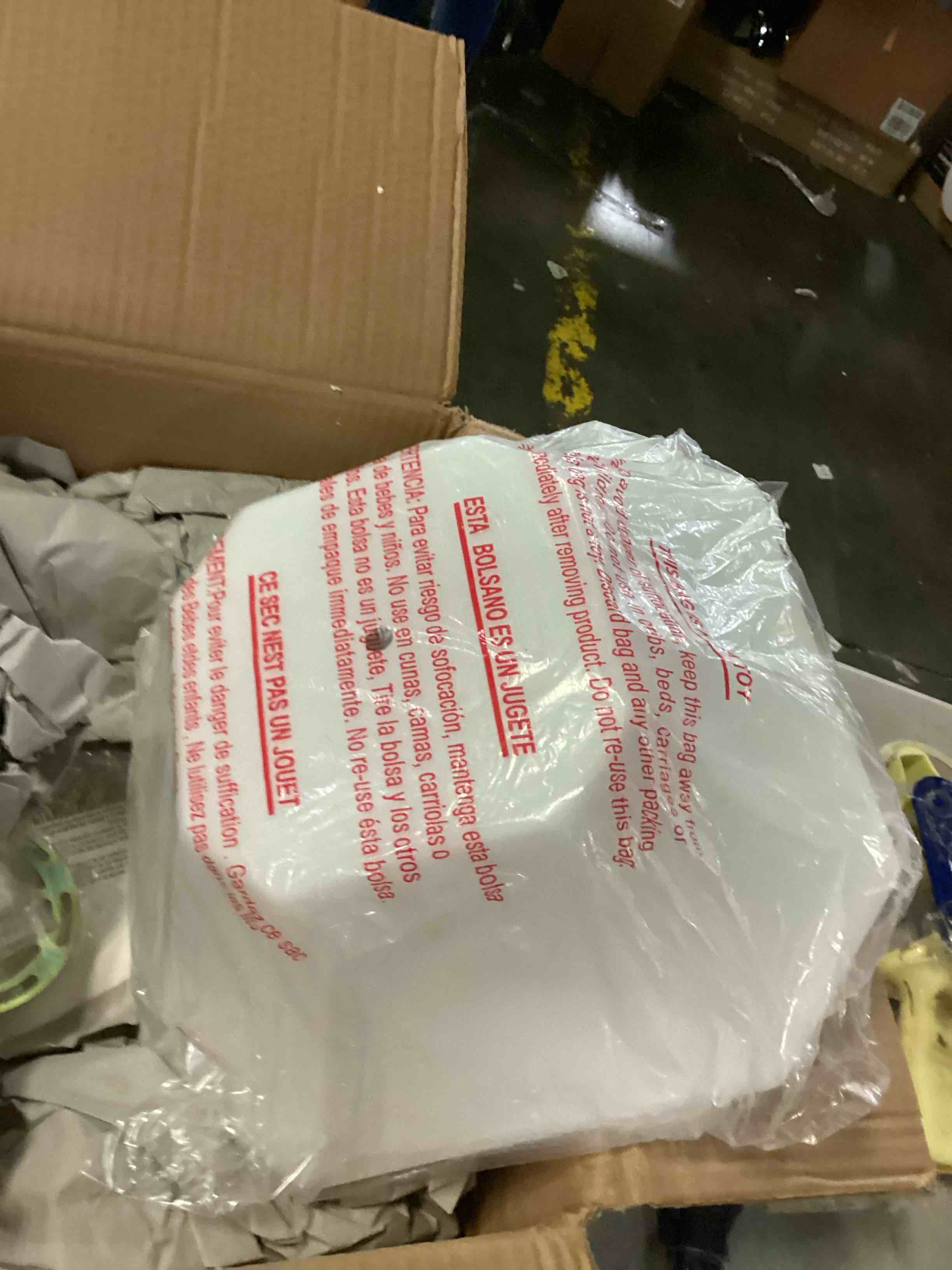https://s3.amazonaws.com/lotting-images-prod/bidfta/ORG5738028_1715693059407.jpeg