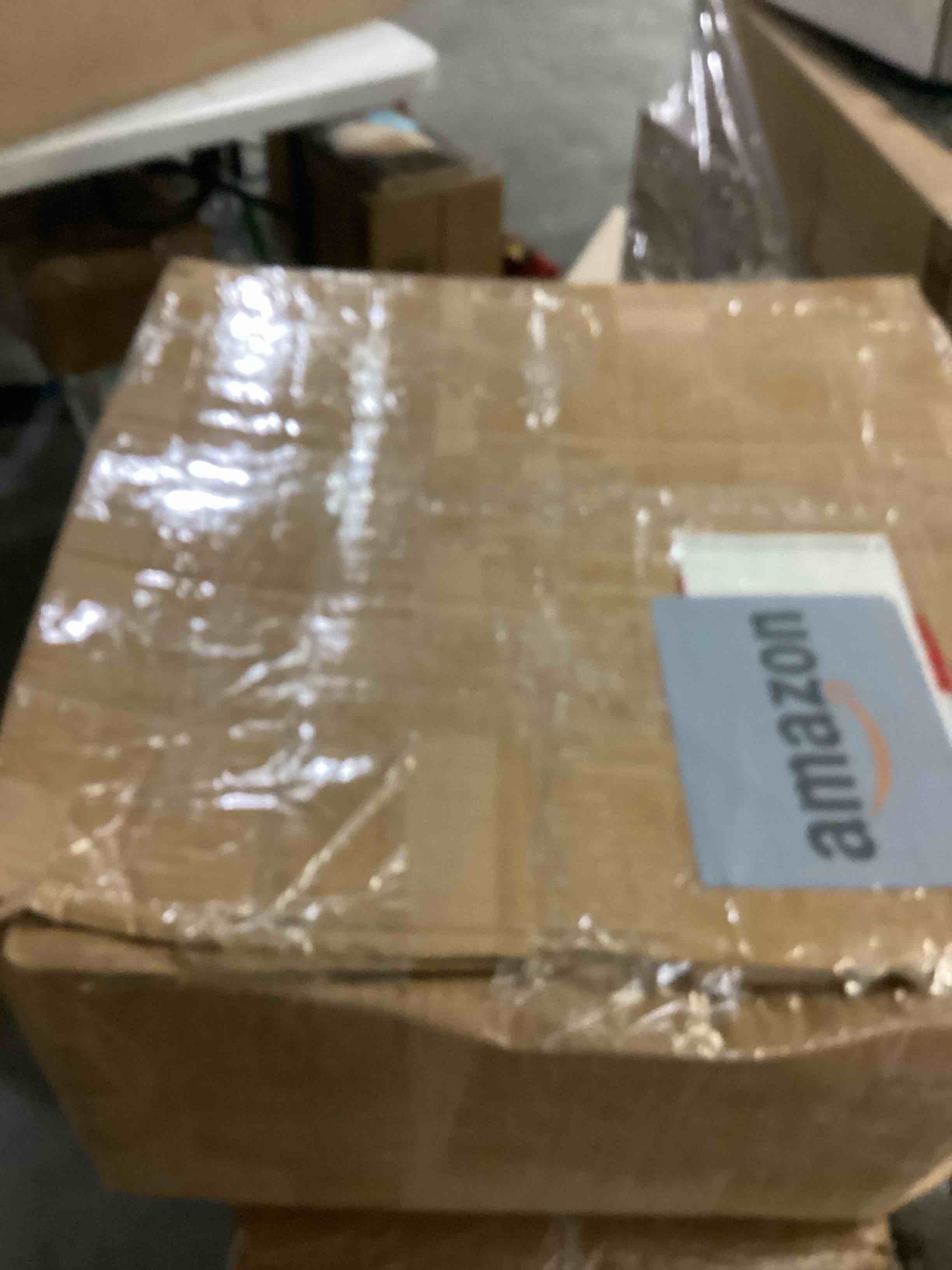 https://s3.amazonaws.com/lotting-images-prod/bidfta/ORG5738030_1715693216620.jpeg