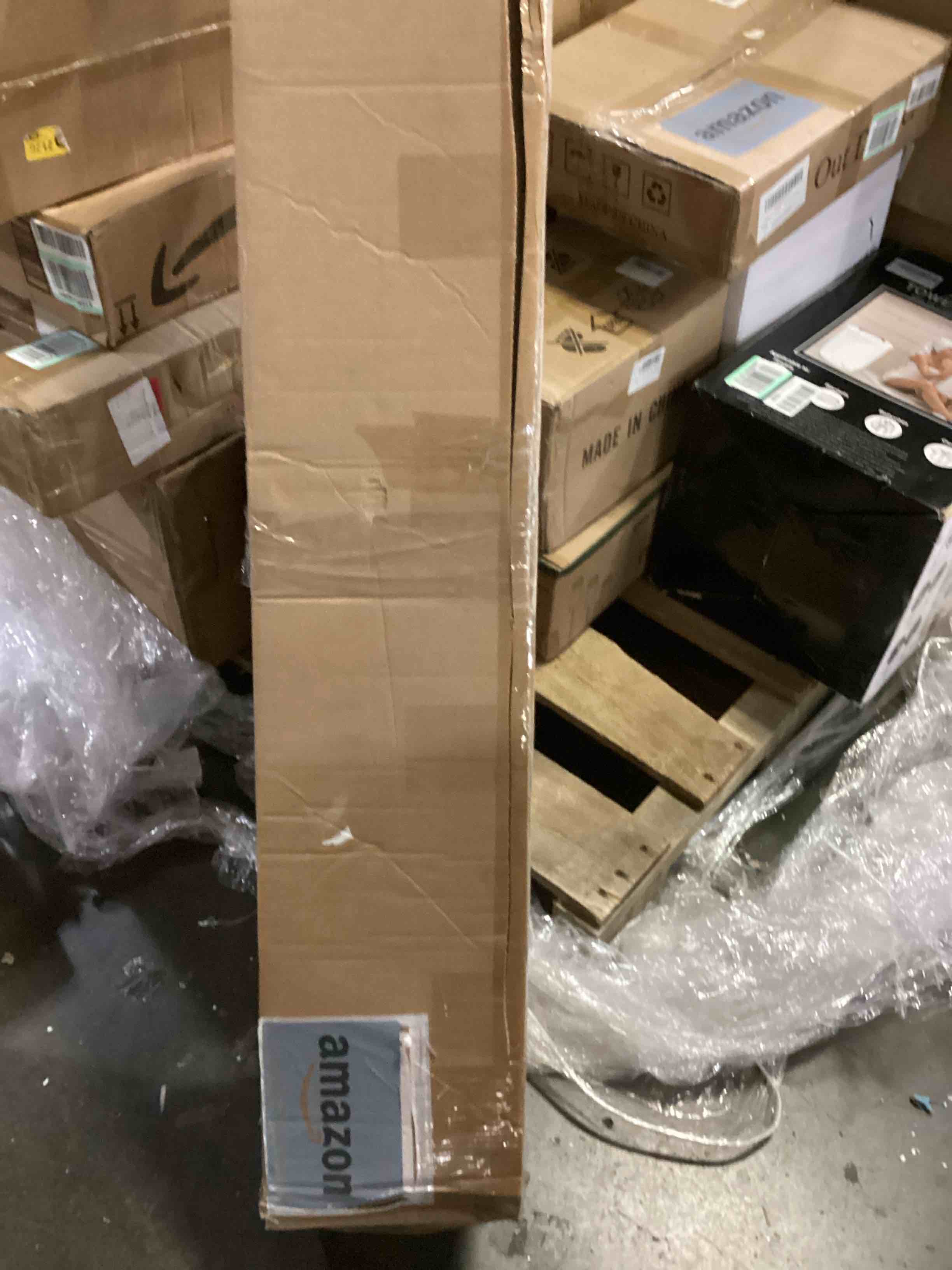 https://s3.amazonaws.com/lotting-images-prod/bidfta/ORG5738062_1715699203813.jpeg