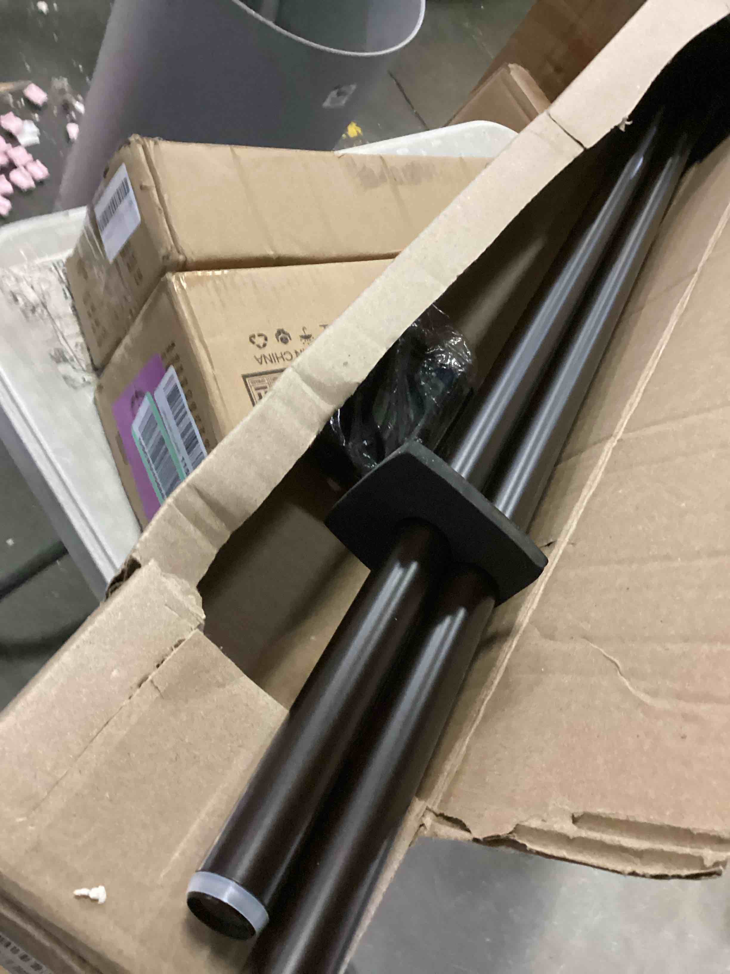 https://s3.amazonaws.com/lotting-images-prod/bidfta/ORG5738093_1715705680327.jpeg