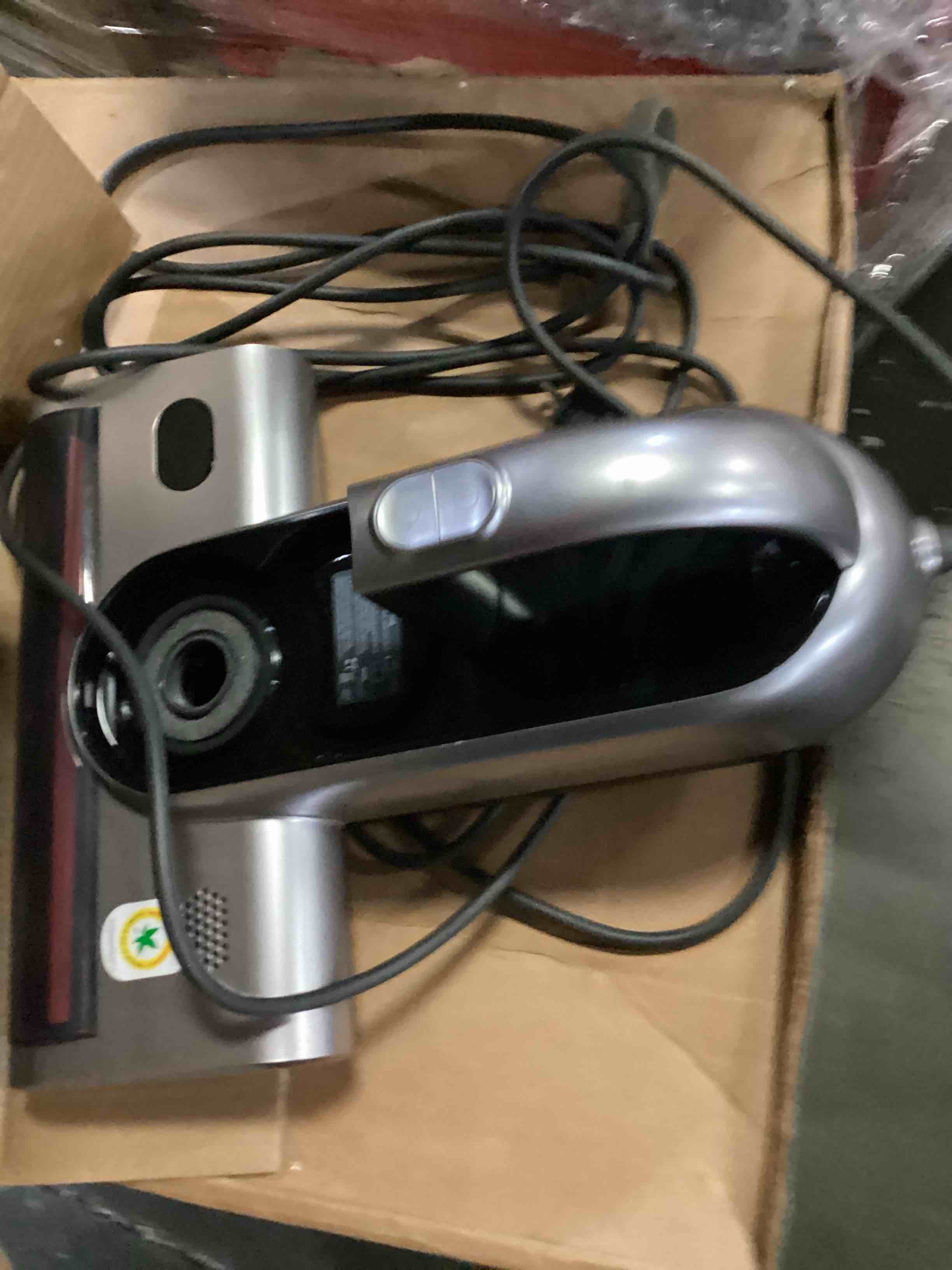 https://s3.amazonaws.com/lotting-images-prod/bidfta/ORG5738560_1716044778817.jpeg