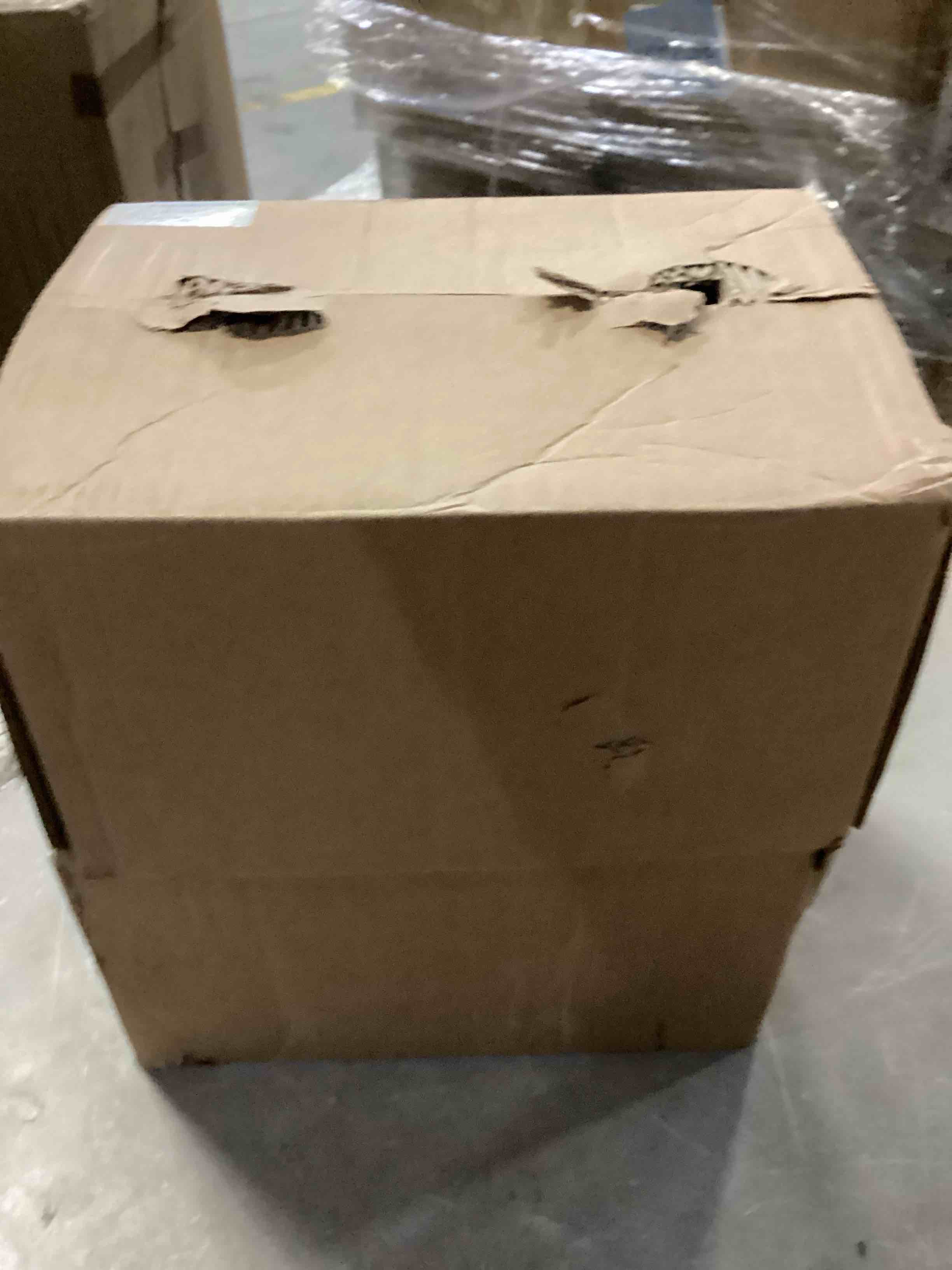 https://s3.amazonaws.com/lotting-images-prod/bidfta/ORG5738616_1716058037499.jpeg
