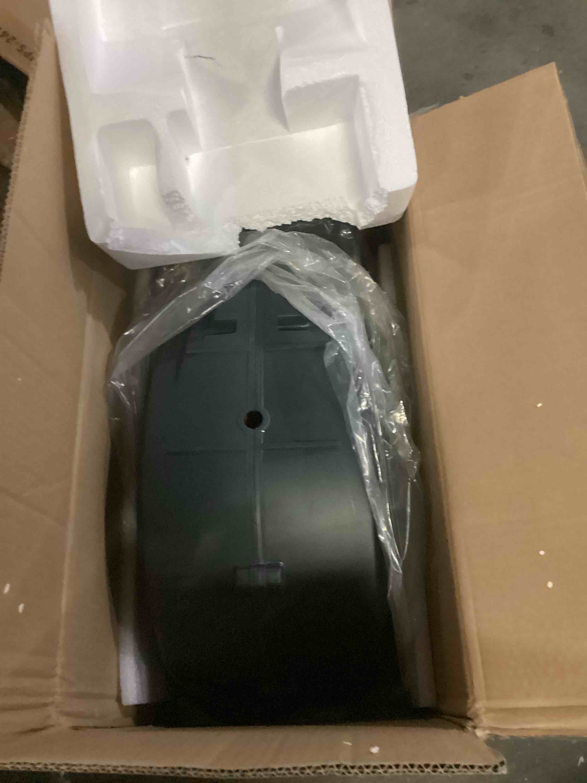 https://s3.amazonaws.com/lotting-images-prod/bidfta/ORG5739226_1716560781086.jpeg