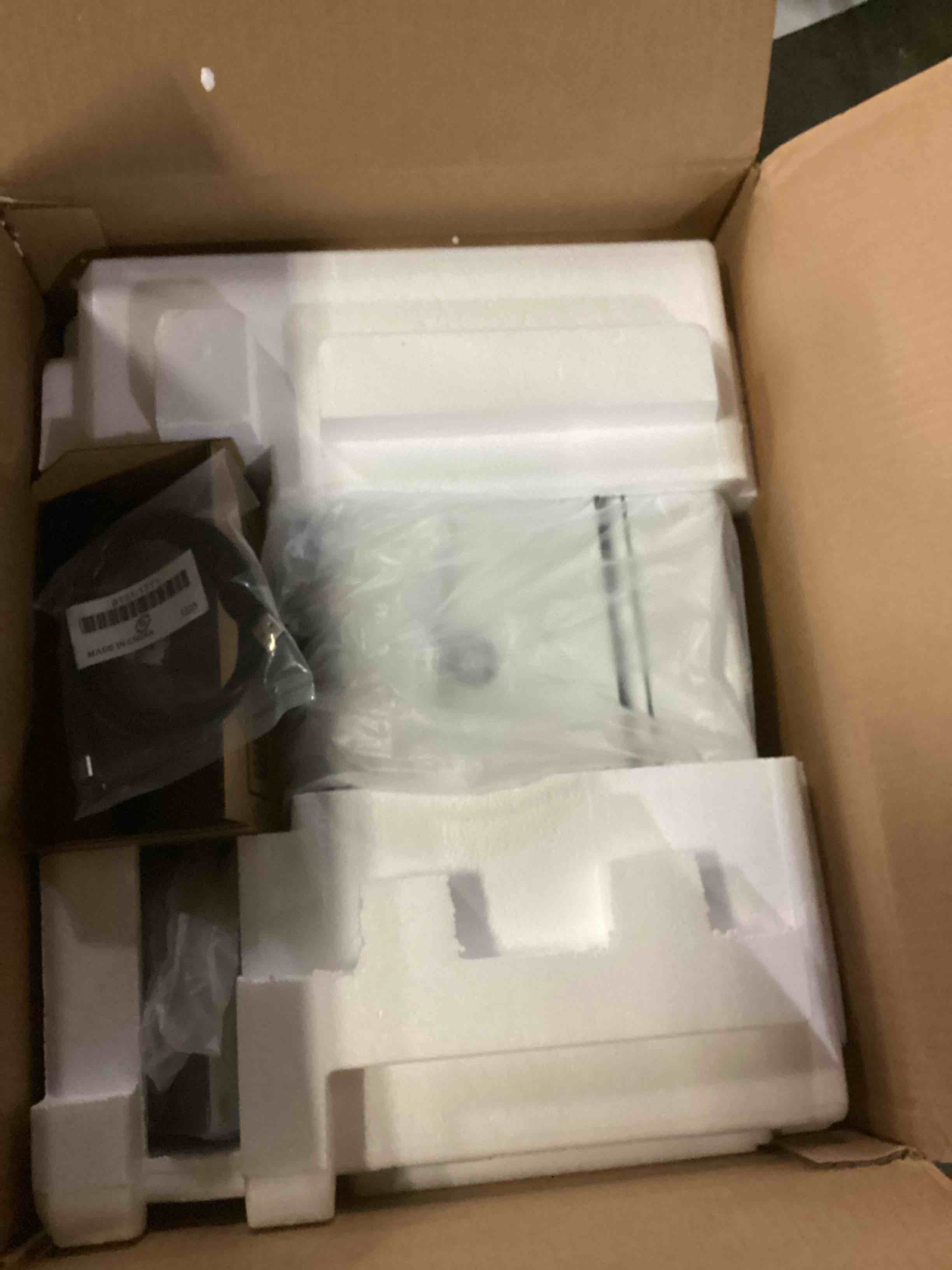 https://s3.amazonaws.com/lotting-images-prod/bidfta/ORG5739340_1716899894262.jpeg