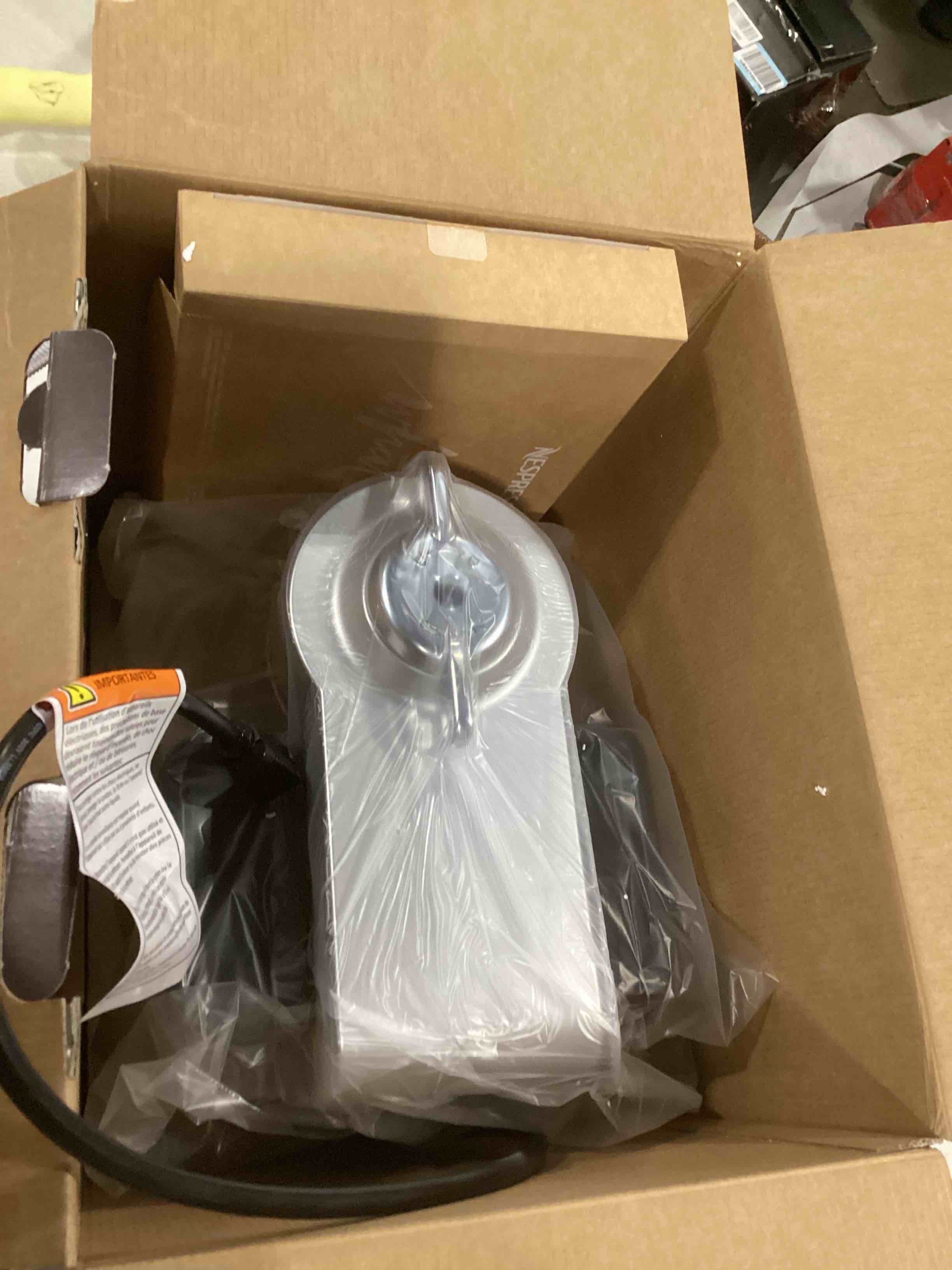 https://s3.amazonaws.com/lotting-images-prod/bidfta/ORG5740665_1717260987759.jpeg