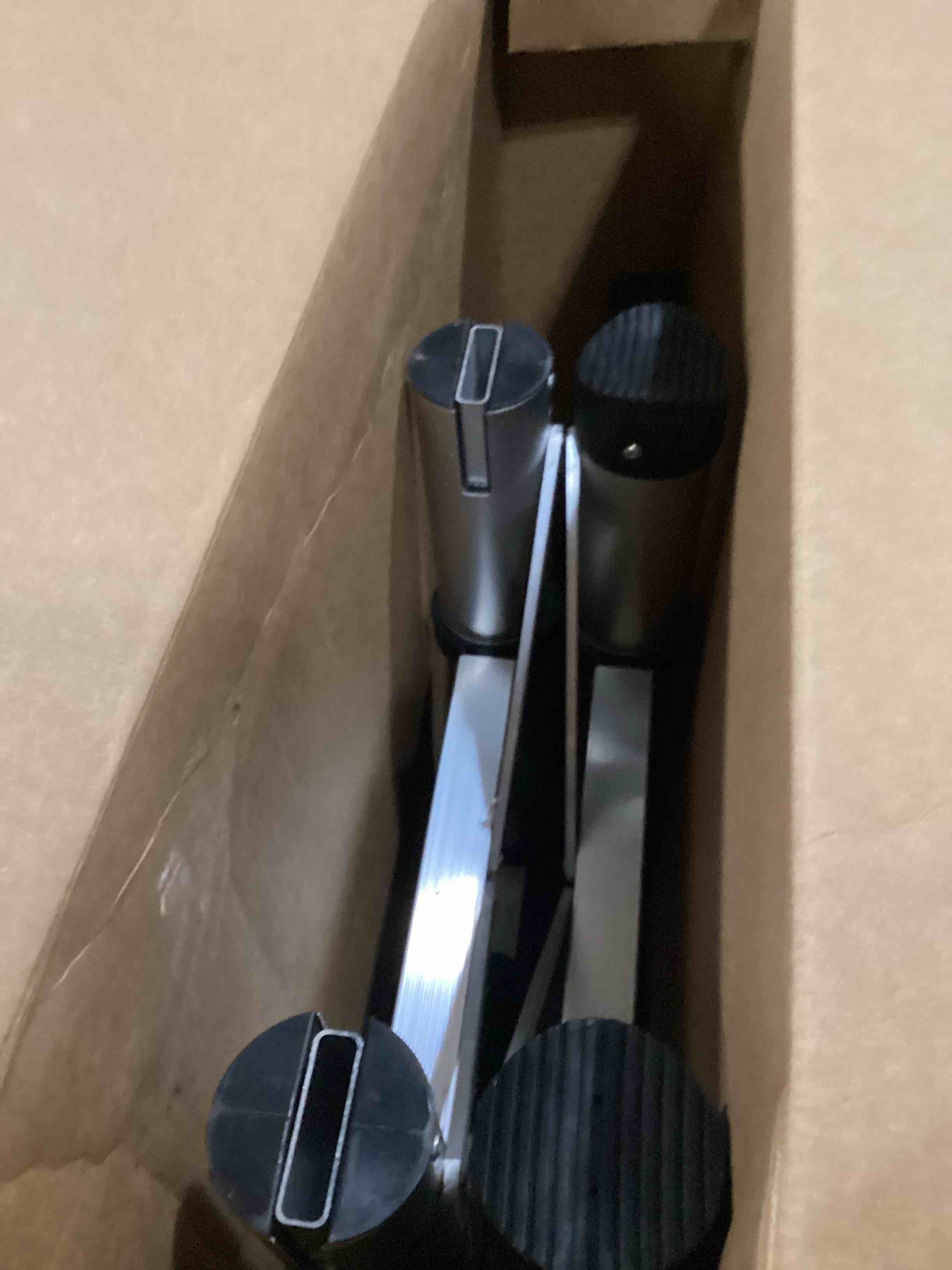 https://s3.amazonaws.com/lotting-images-prod/bidfta/ORG5740747_1717419892154.jpeg