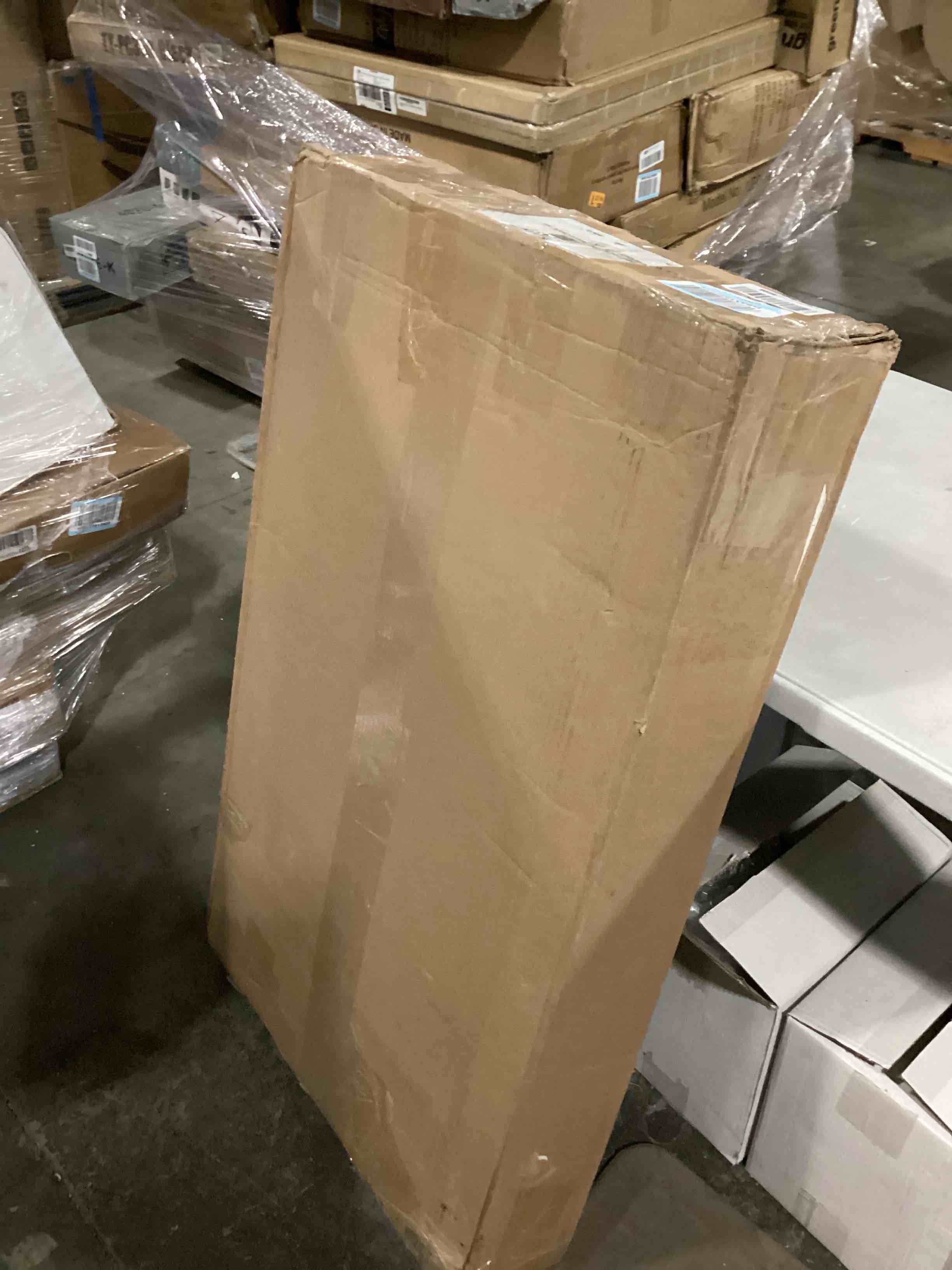 https://s3.amazonaws.com/lotting-images-prod/bidfta/ORG5741661_1716900601545.jpeg