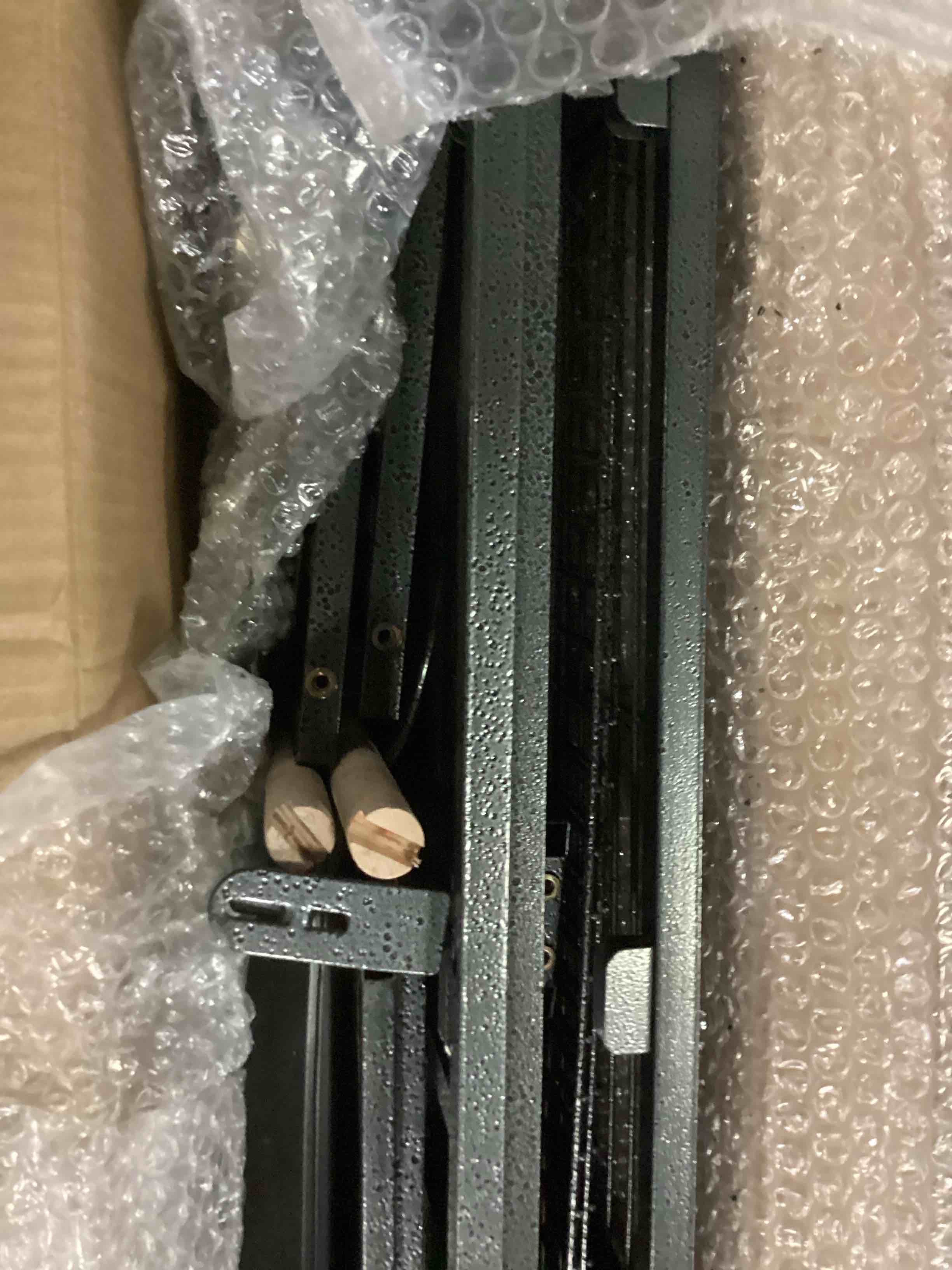 https://s3.amazonaws.com/lotting-images-prod/bidfta/ORG5742615_1715953713732.jpeg