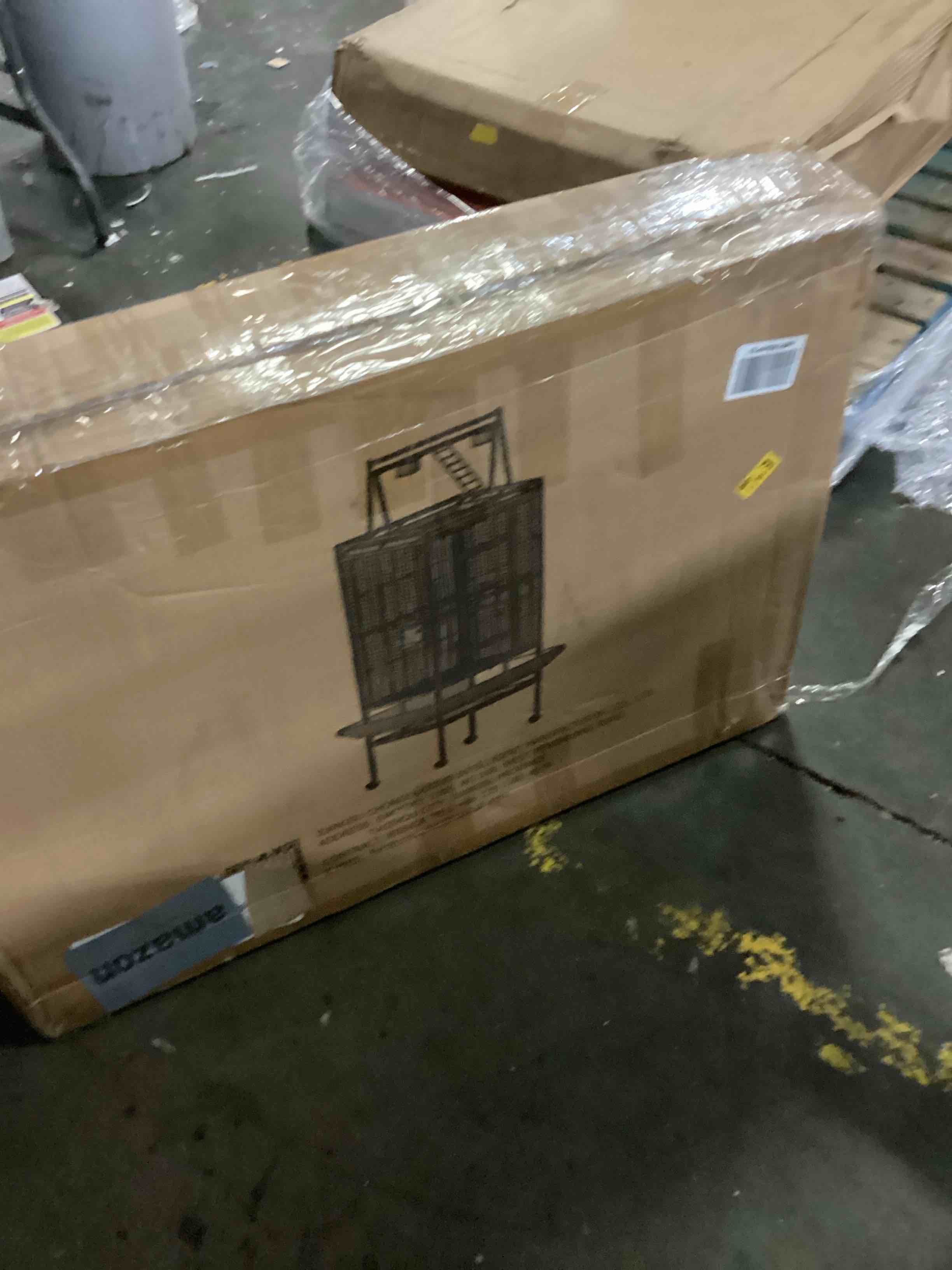 https://s3.amazonaws.com/lotting-images-prod/bidfta/ORG5742615_1715953754406.jpeg
