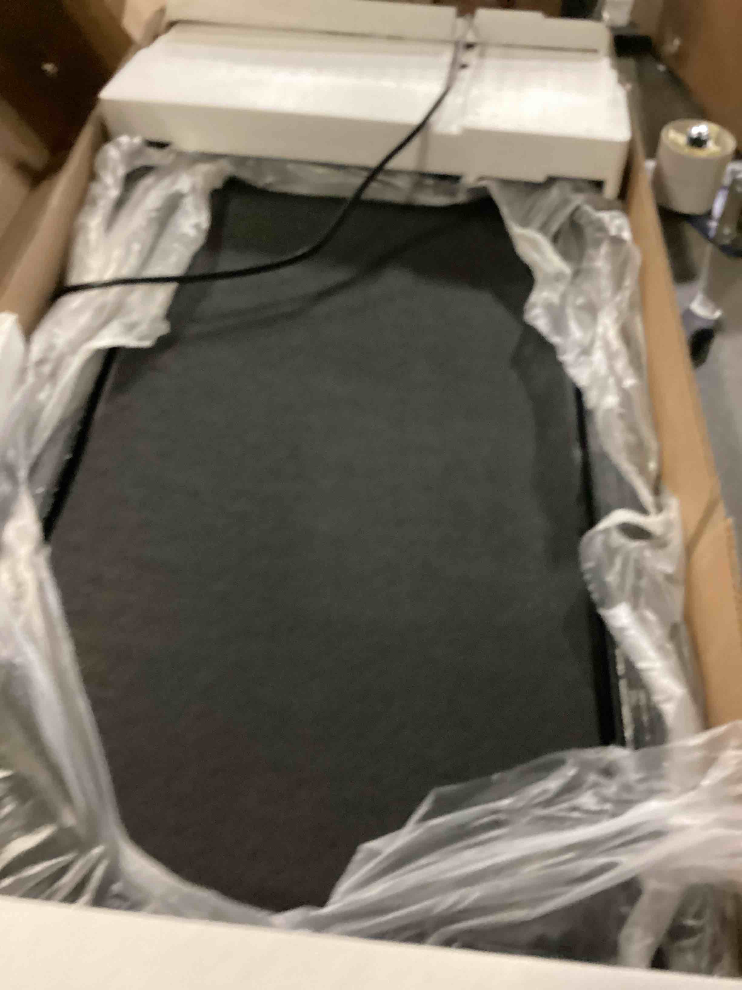 https://s3.amazonaws.com/lotting-images-prod/bidfta/ORG5743679_1717086977394.jpeg