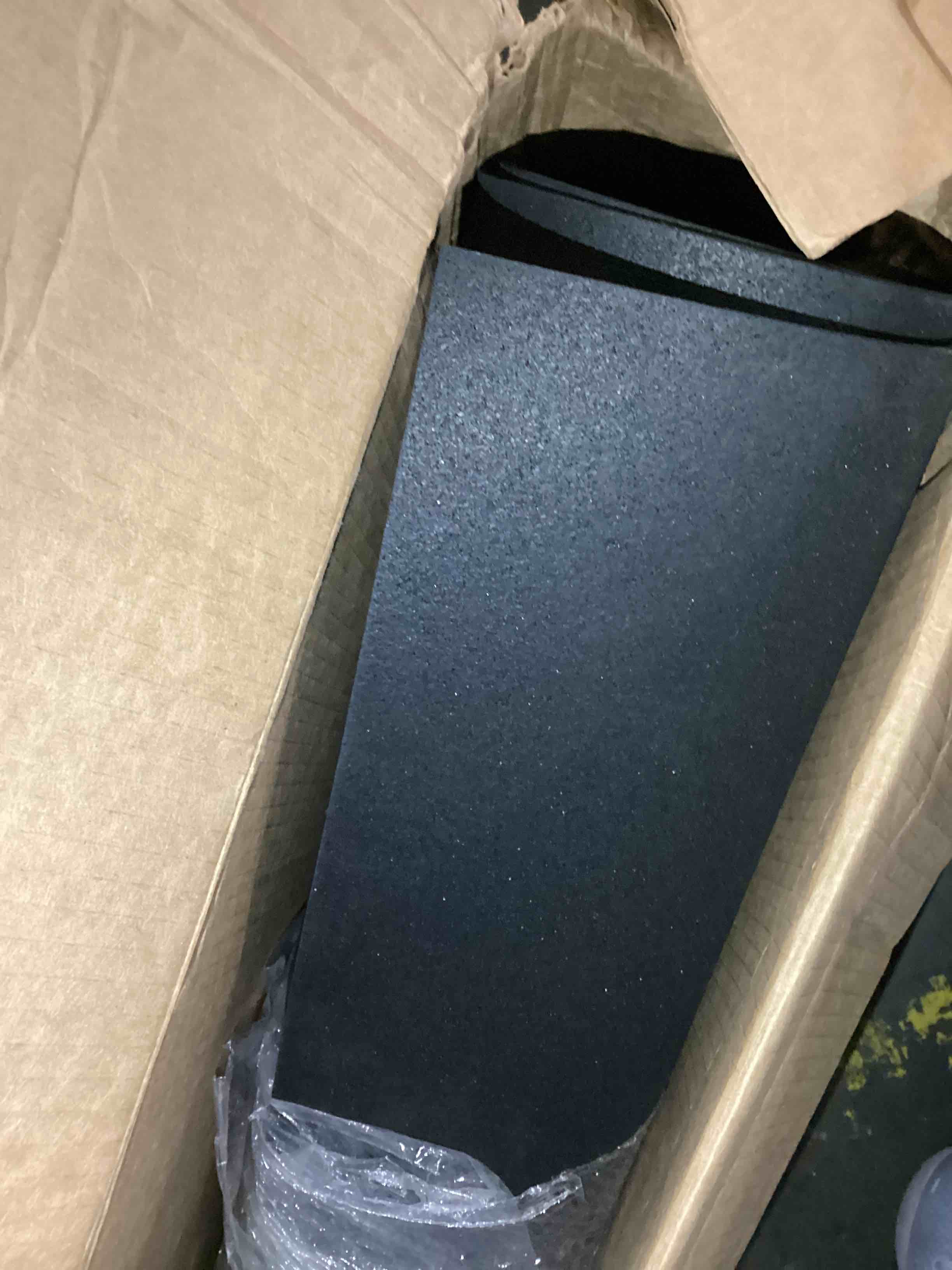https://s3.amazonaws.com/lotting-images-prod/bidfta/ORG5743755_1717160819023.jpeg