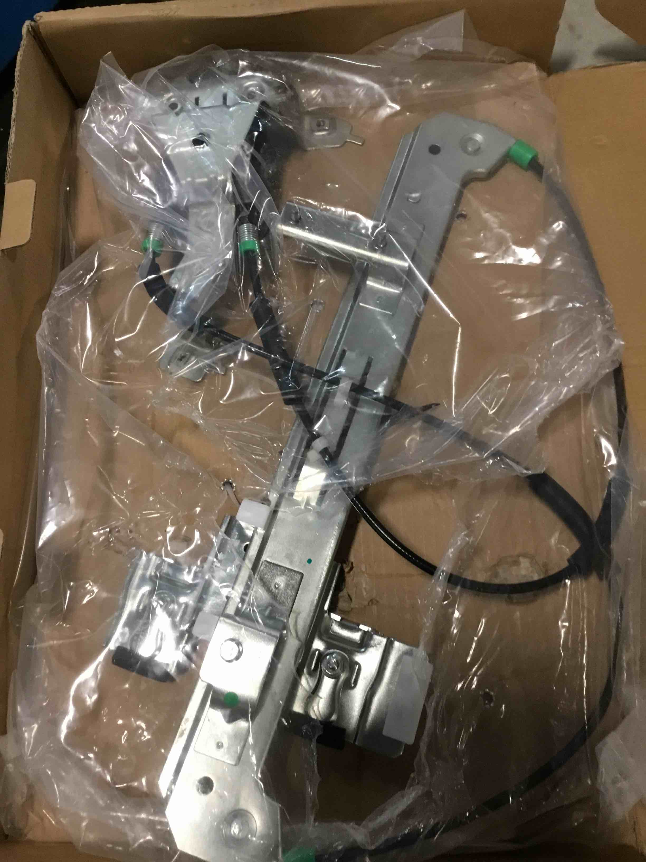 https://s3.amazonaws.com/lotting-images-prod/bidfta/ORG5745945_1706975528131.jpeg