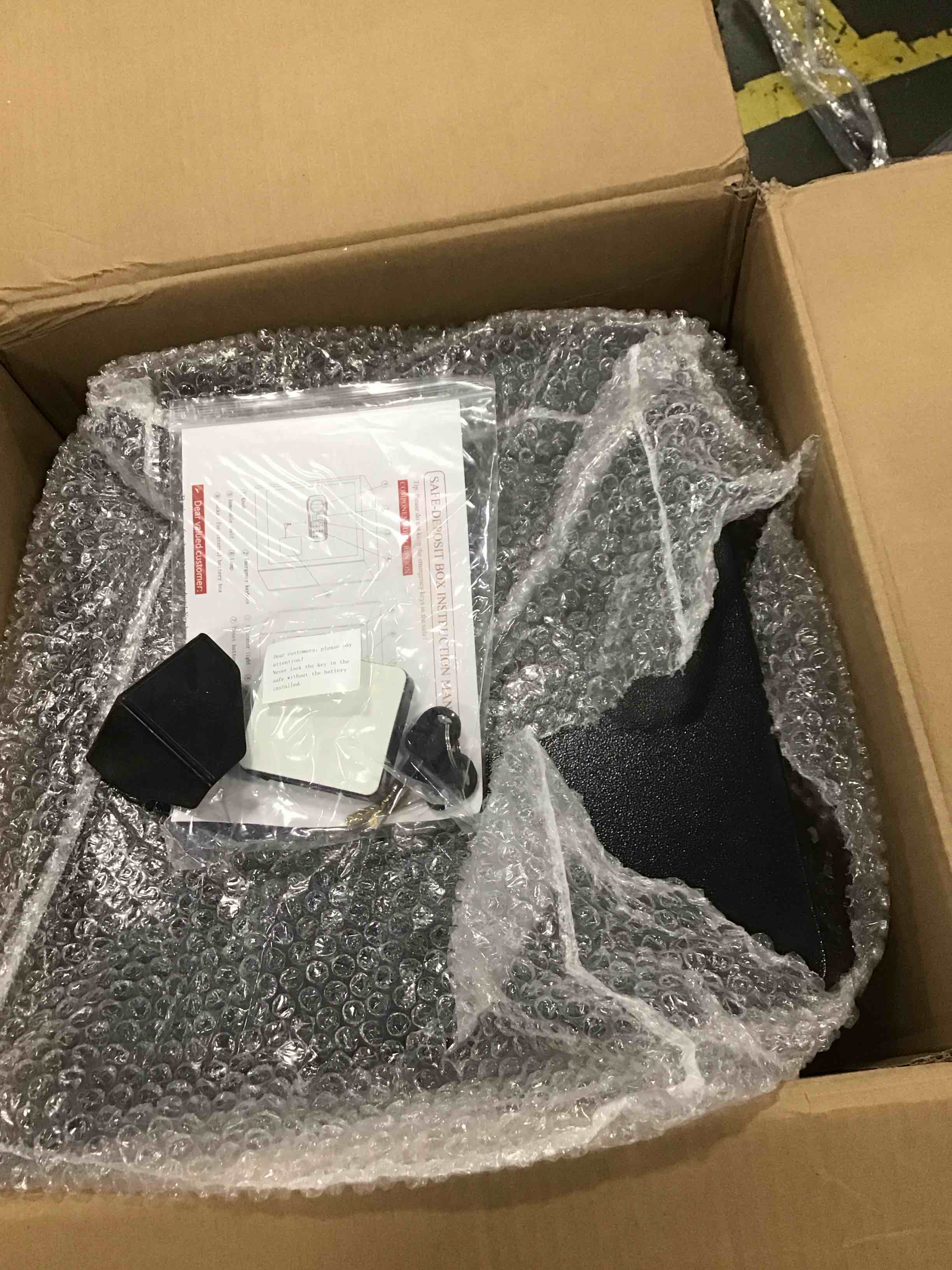https://s3.amazonaws.com/lotting-images-prod/bidfta/ORG5746510_1707251609390.jpeg