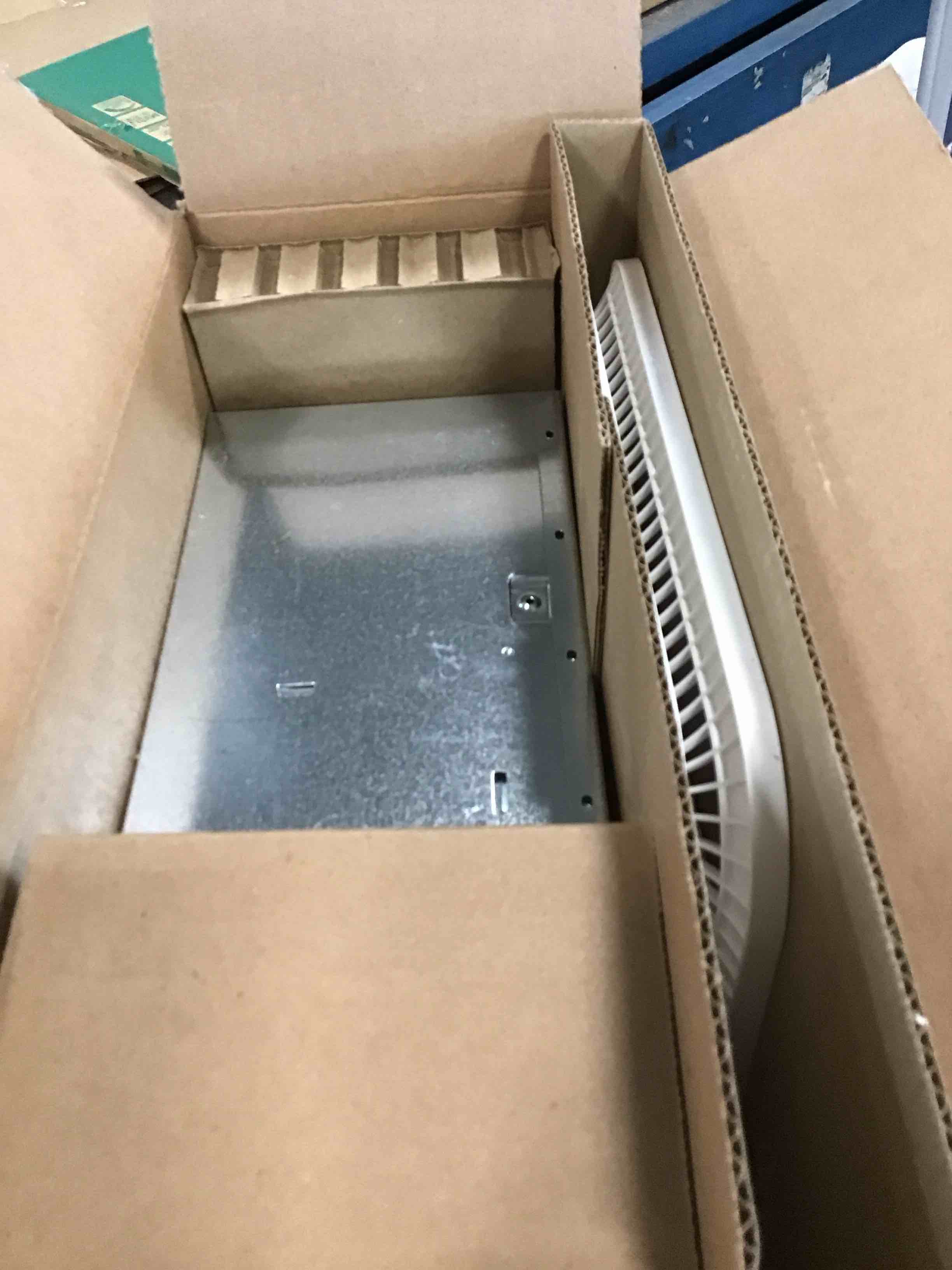 https://s3.amazonaws.com/lotting-images-prod/bidfta/ORG5746517_1707252277361.jpeg
