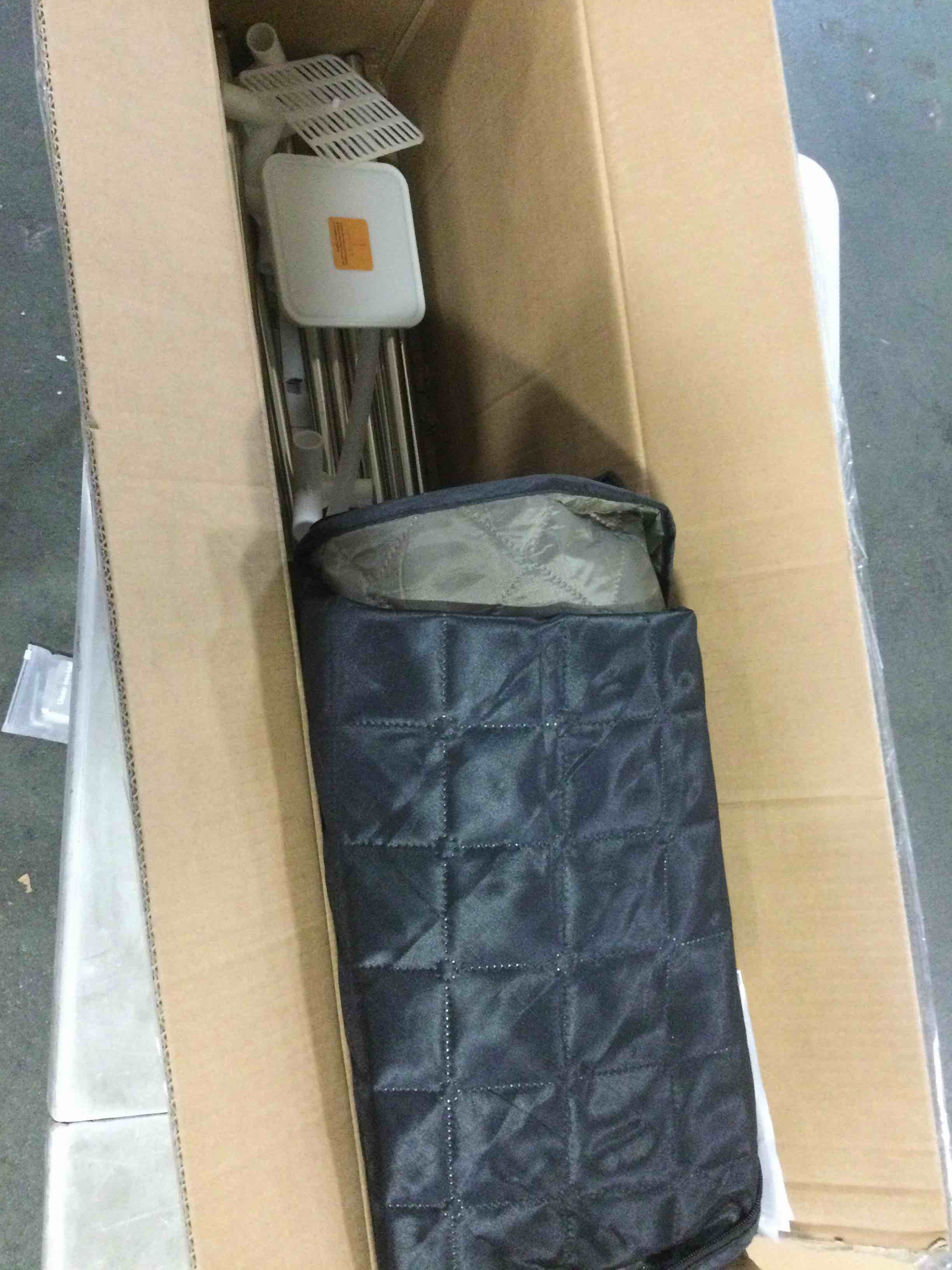 https://s3.amazonaws.com/lotting-images-prod/bidfta/ORG5746983_1706636535618.jpeg
