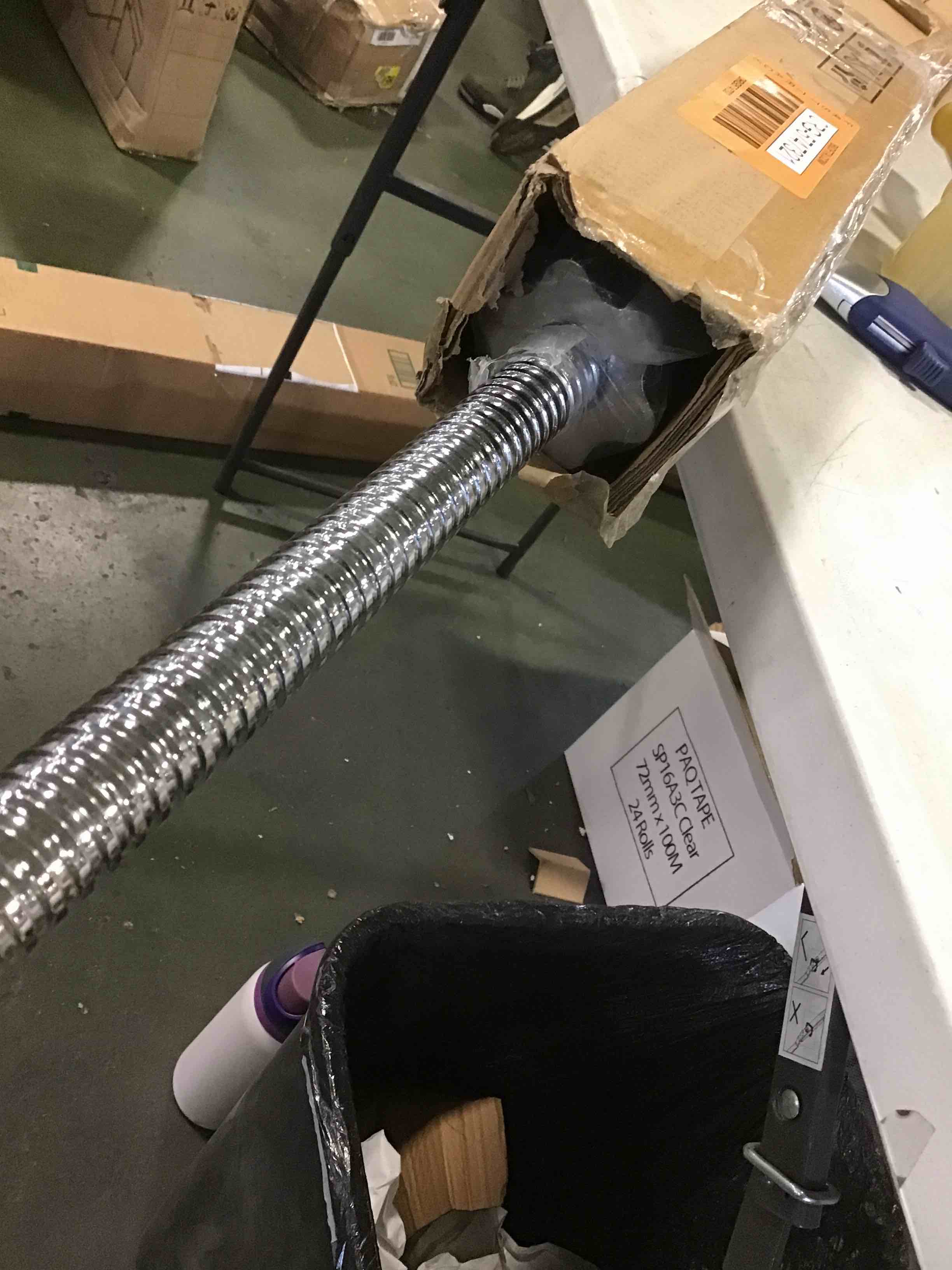 https://s3.amazonaws.com/lotting-images-prod/bidfta/ORG5747321_1706801708088.jpeg