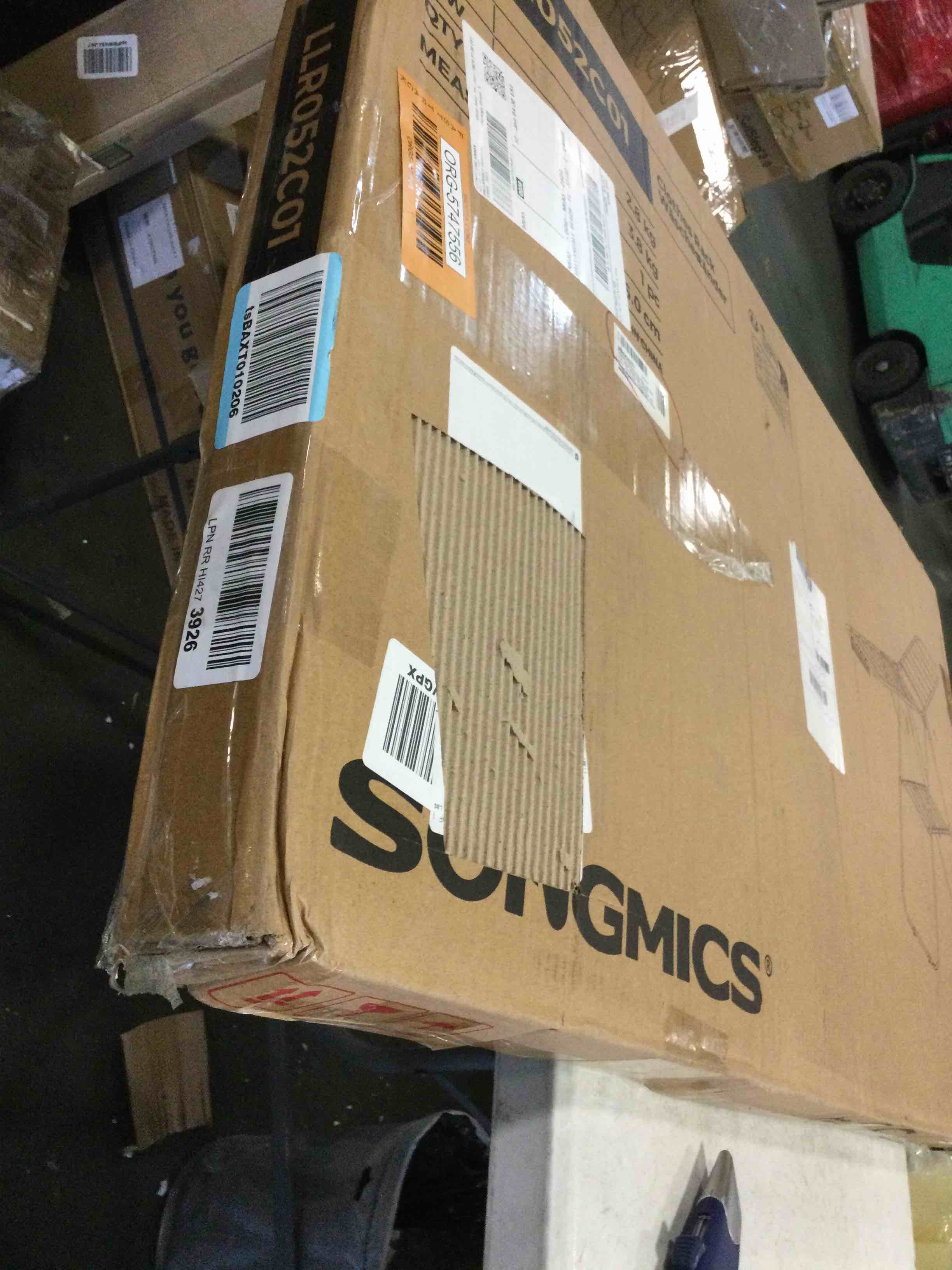 https://s3.amazonaws.com/lotting-images-prod/bidfta/ORG5747556_1706903782198.jpeg