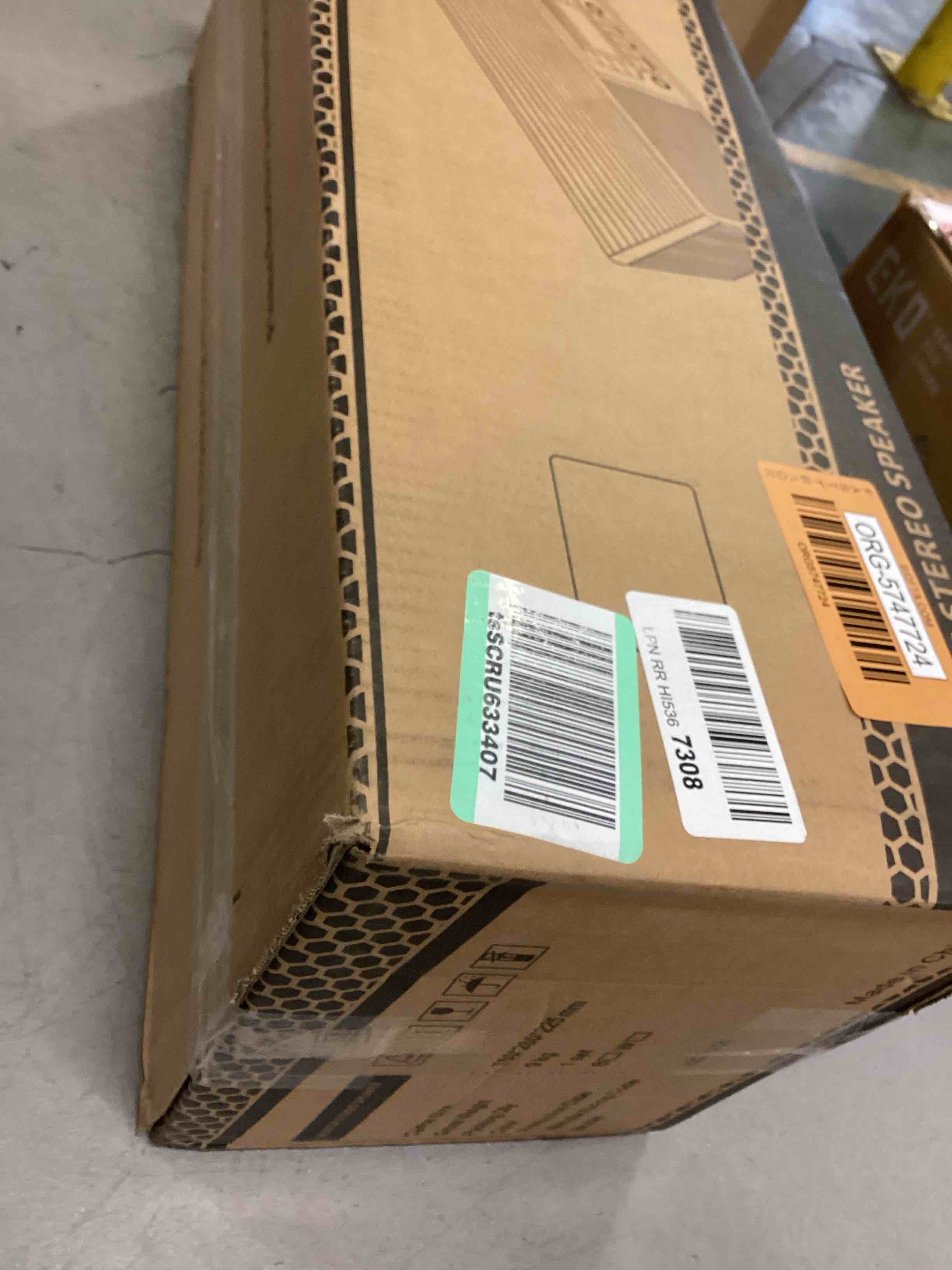 https://s3.amazonaws.com/lotting-images-prod/bidfta/ORG5747724_1707166521410.jpeg