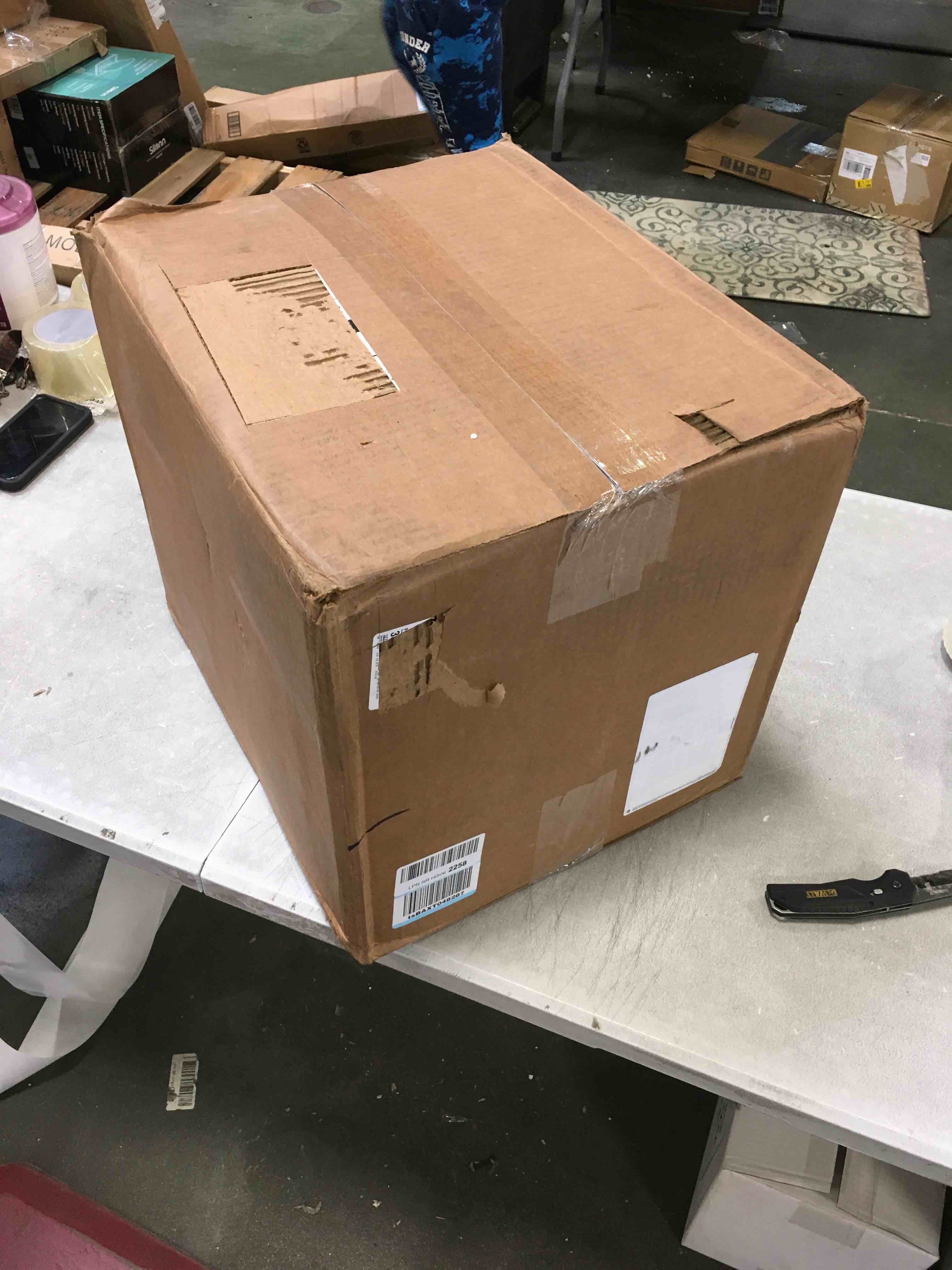 https://s3.amazonaws.com/lotting-images-prod/bidfta/ORG5749383_1707239853603.jpeg