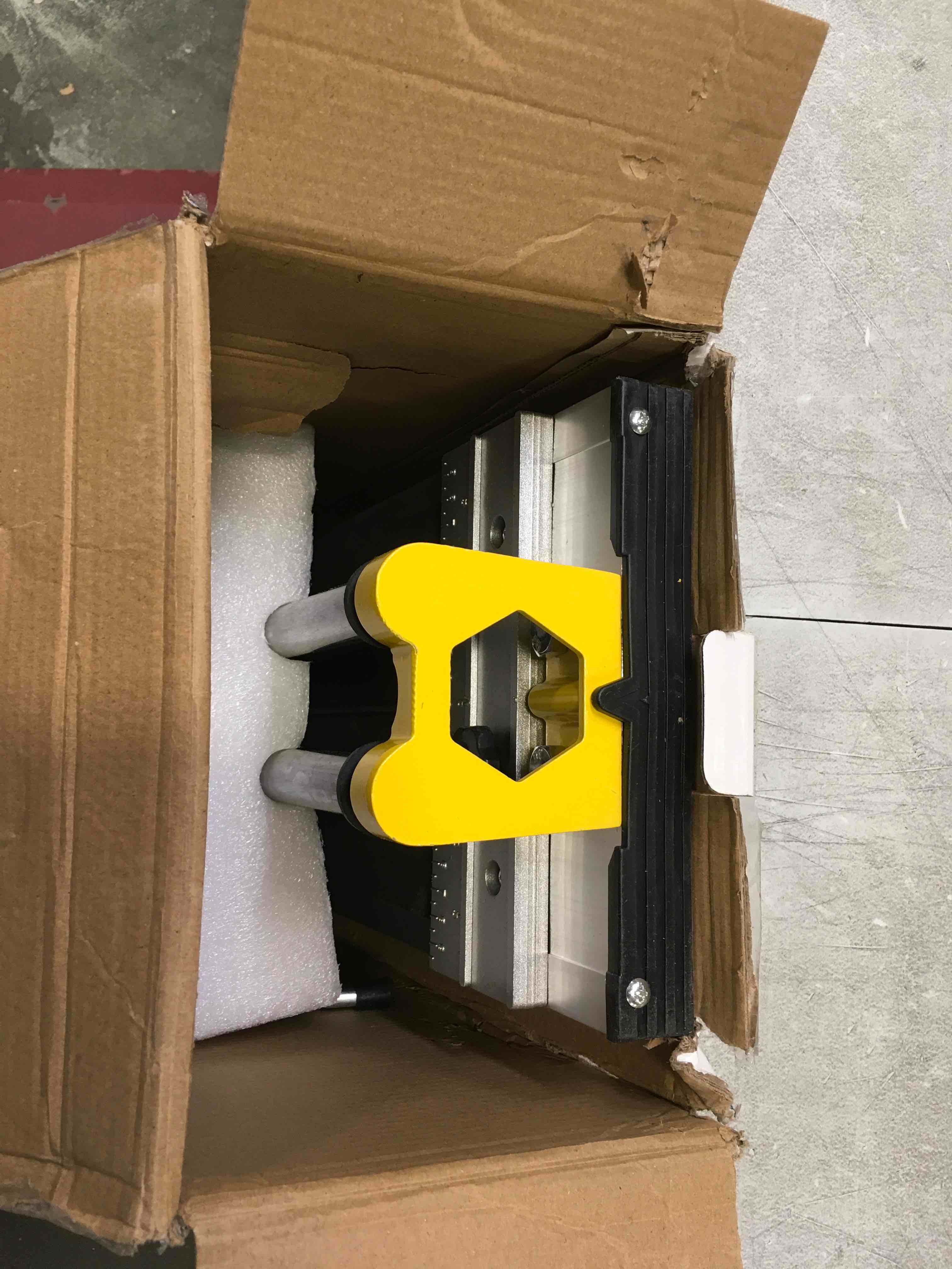 https://s3.amazonaws.com/lotting-images-prod/bidfta/ORG5749401_1707245276480.jpeg