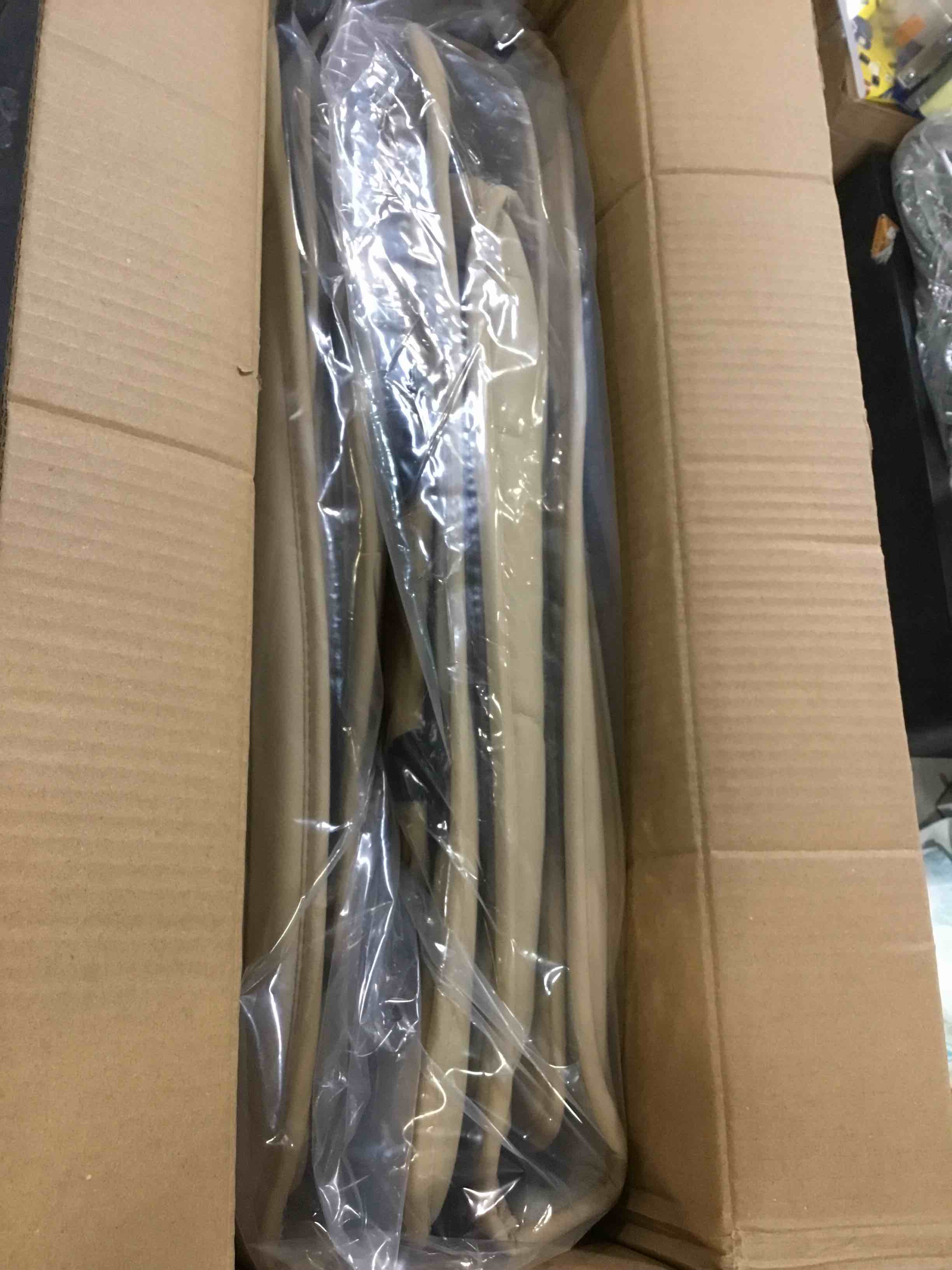 https://s3.amazonaws.com/lotting-images-prod/bidfta/ORG5749713_1708098670977.jpeg
