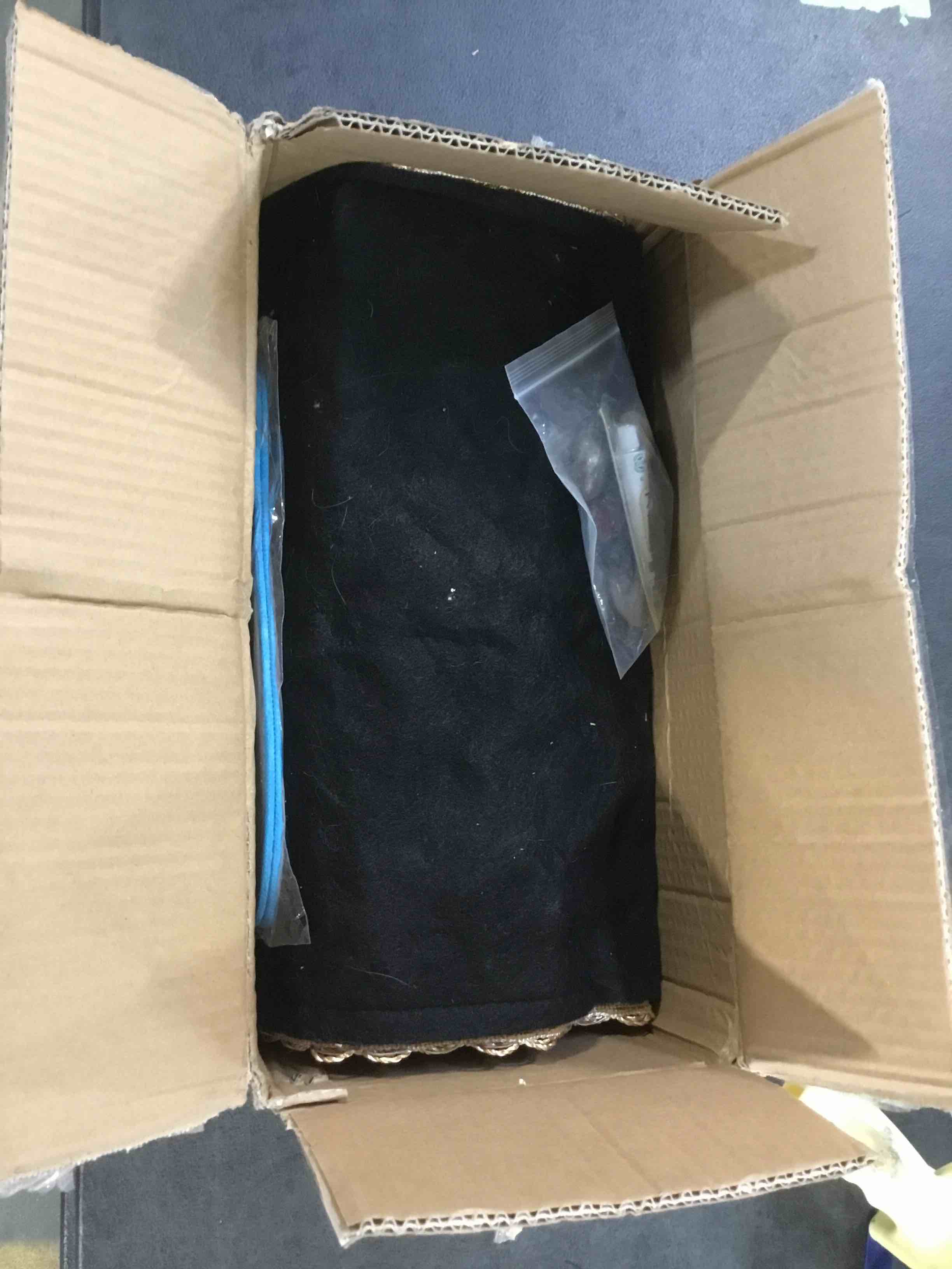 https://s3.amazonaws.com/lotting-images-prod/bidfta/ORG5749774_1708115517984.jpeg