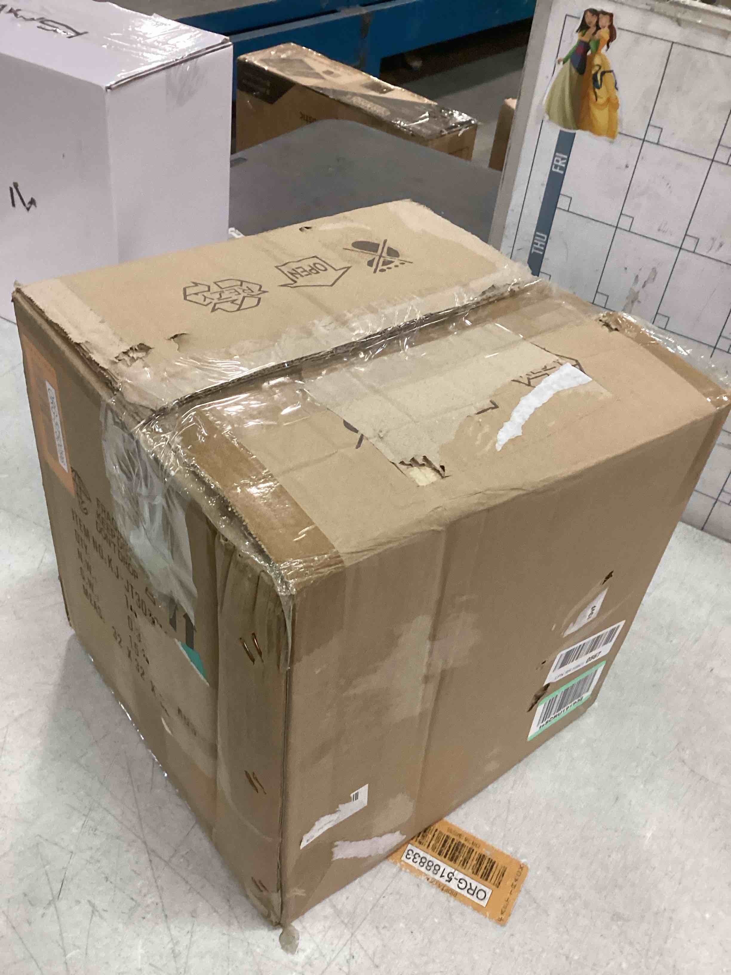 https://s3.amazonaws.com/lotting-images-prod/bidfta/ORG5750096_1707227977354.jpeg