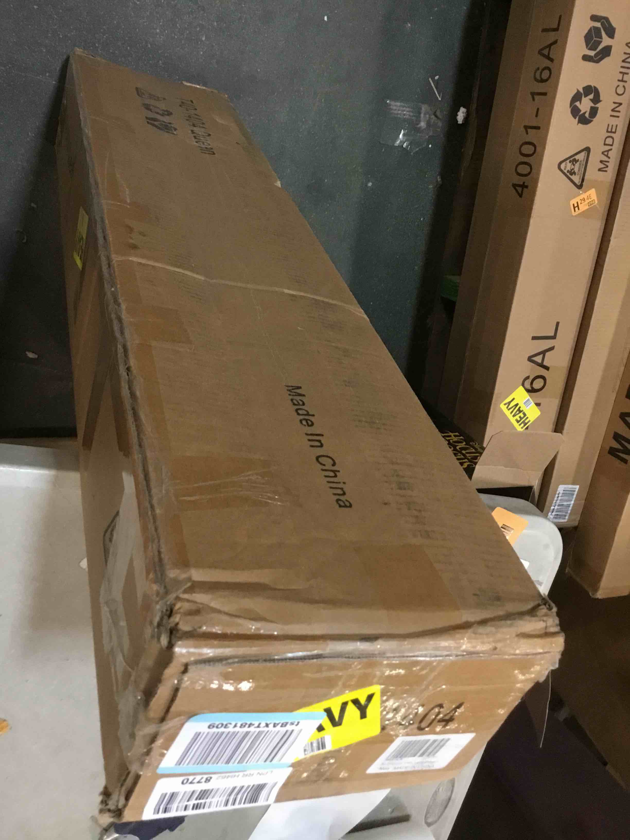 https://s3.amazonaws.com/lotting-images-prod/bidfta/ORG5750589_1707741982391.jpeg