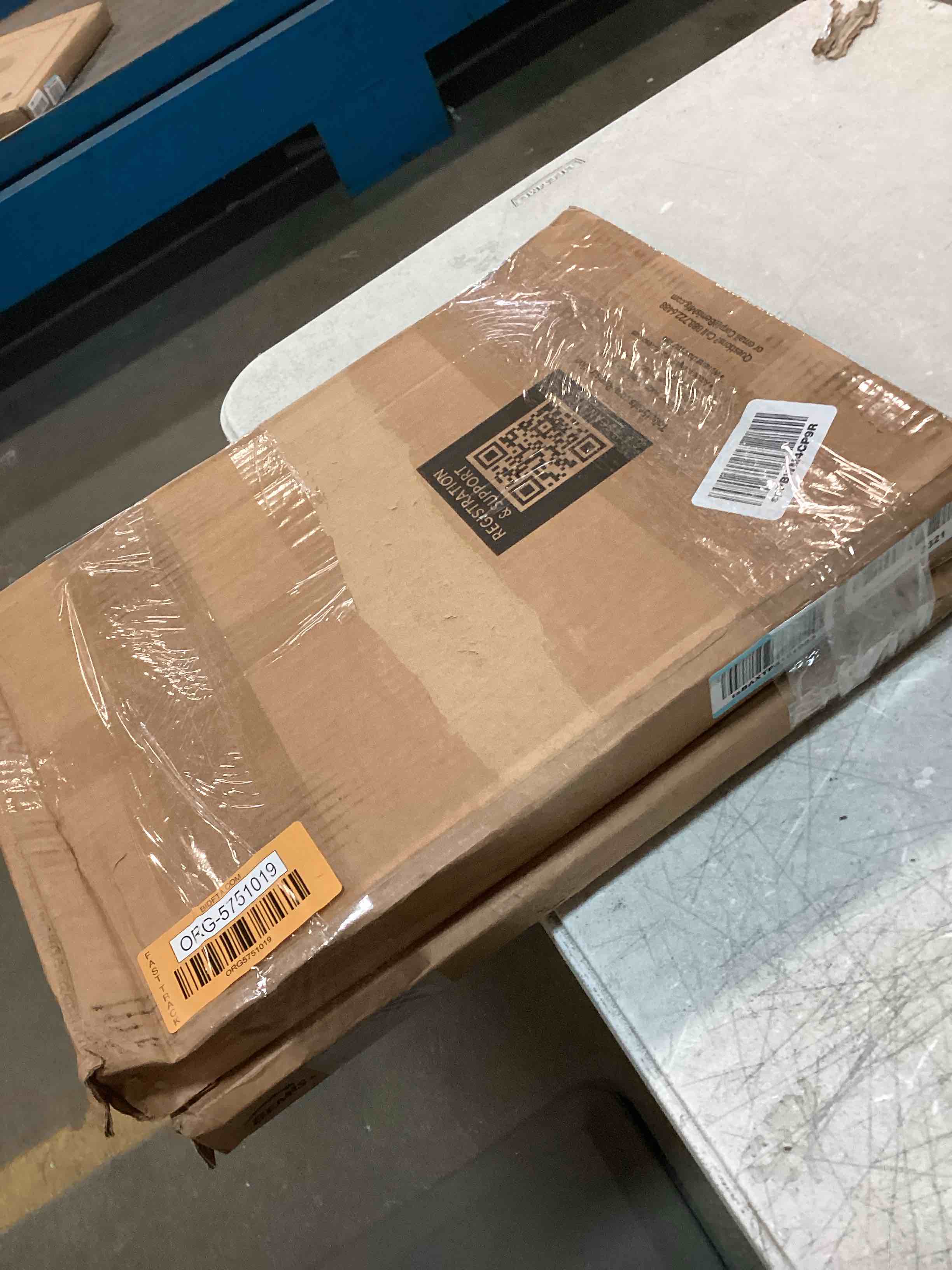 https://s3.amazonaws.com/lotting-images-prod/bidfta/ORG5751020_1707858024545.jpeg
