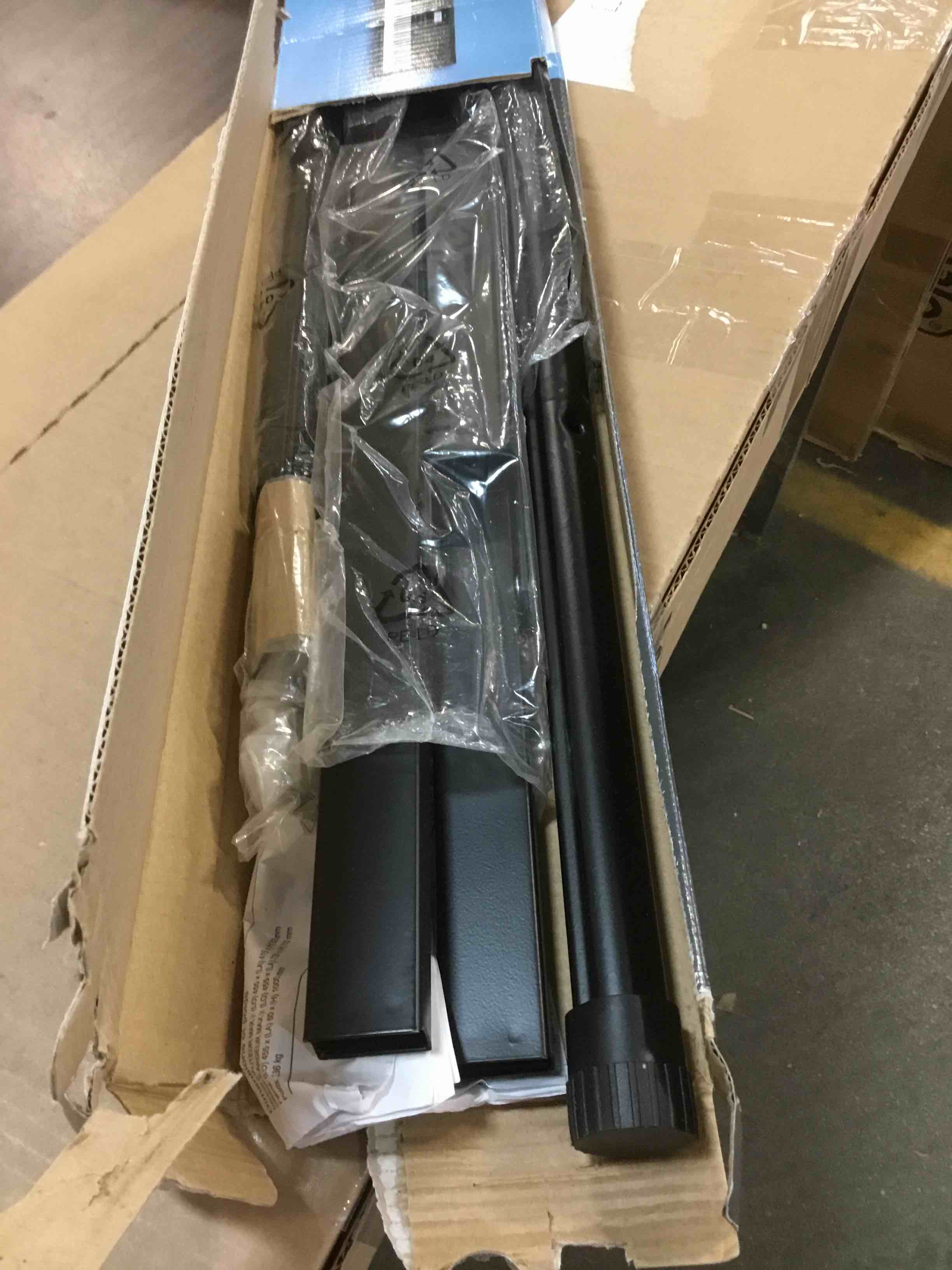 https://s3.amazonaws.com/lotting-images-prod/bidfta/ORG5751192_1707936466166.jpeg