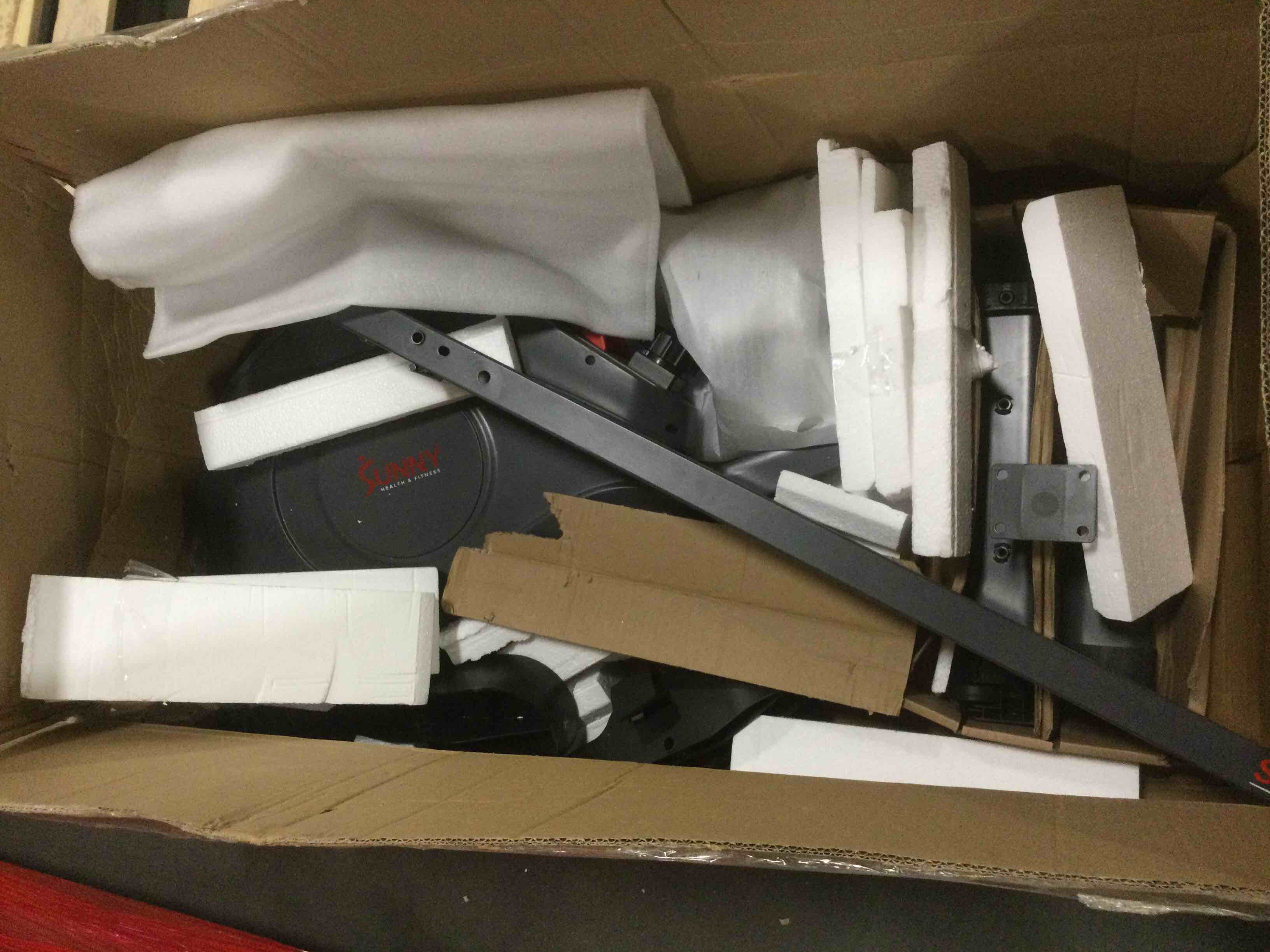 https://s3.amazonaws.com/lotting-images-prod/bidfta/ORG5751504_1707393824761.jpeg