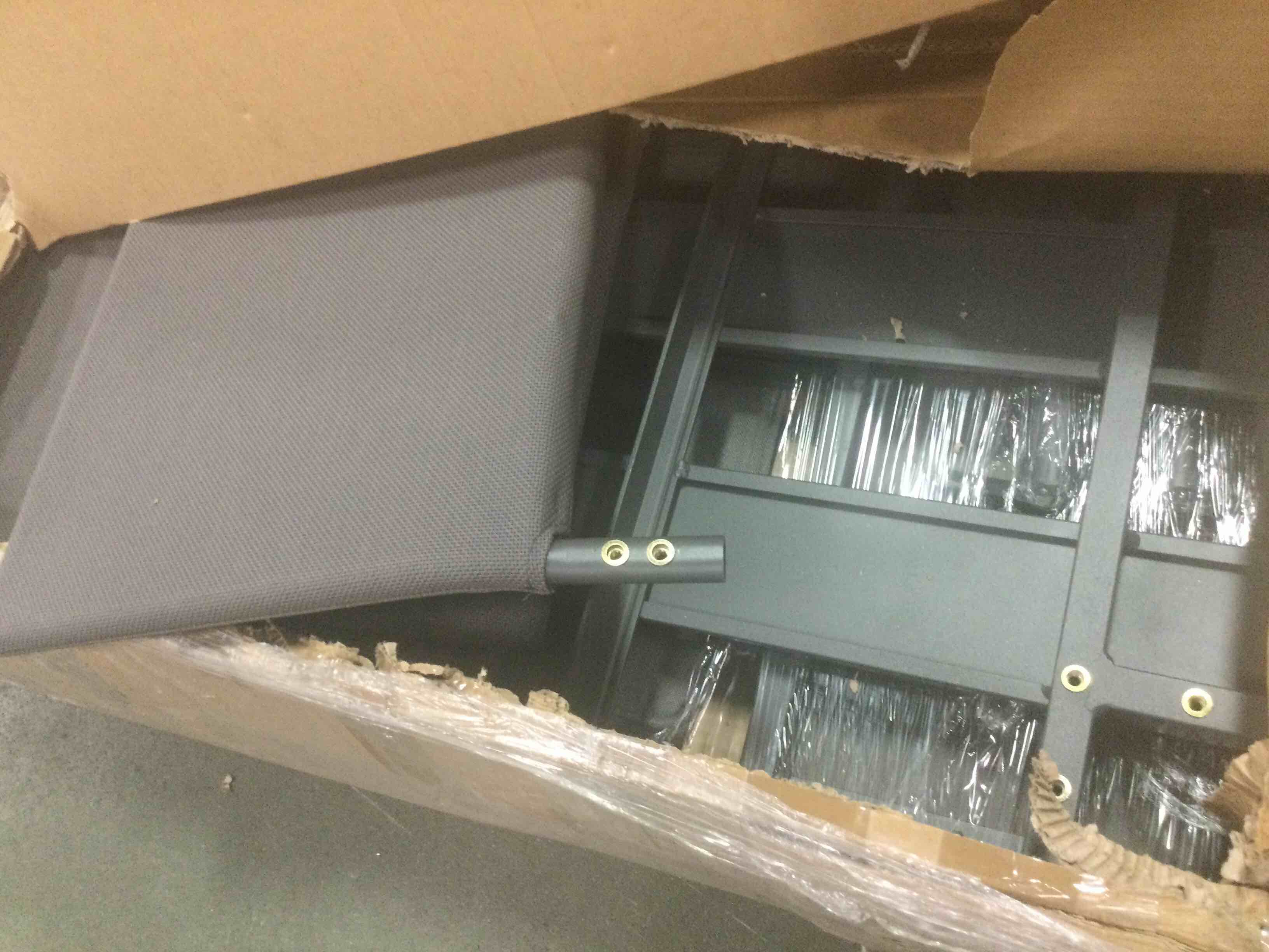 https://s3.amazonaws.com/lotting-images-prod/bidfta/ORG5751873_1707569116612.jpeg