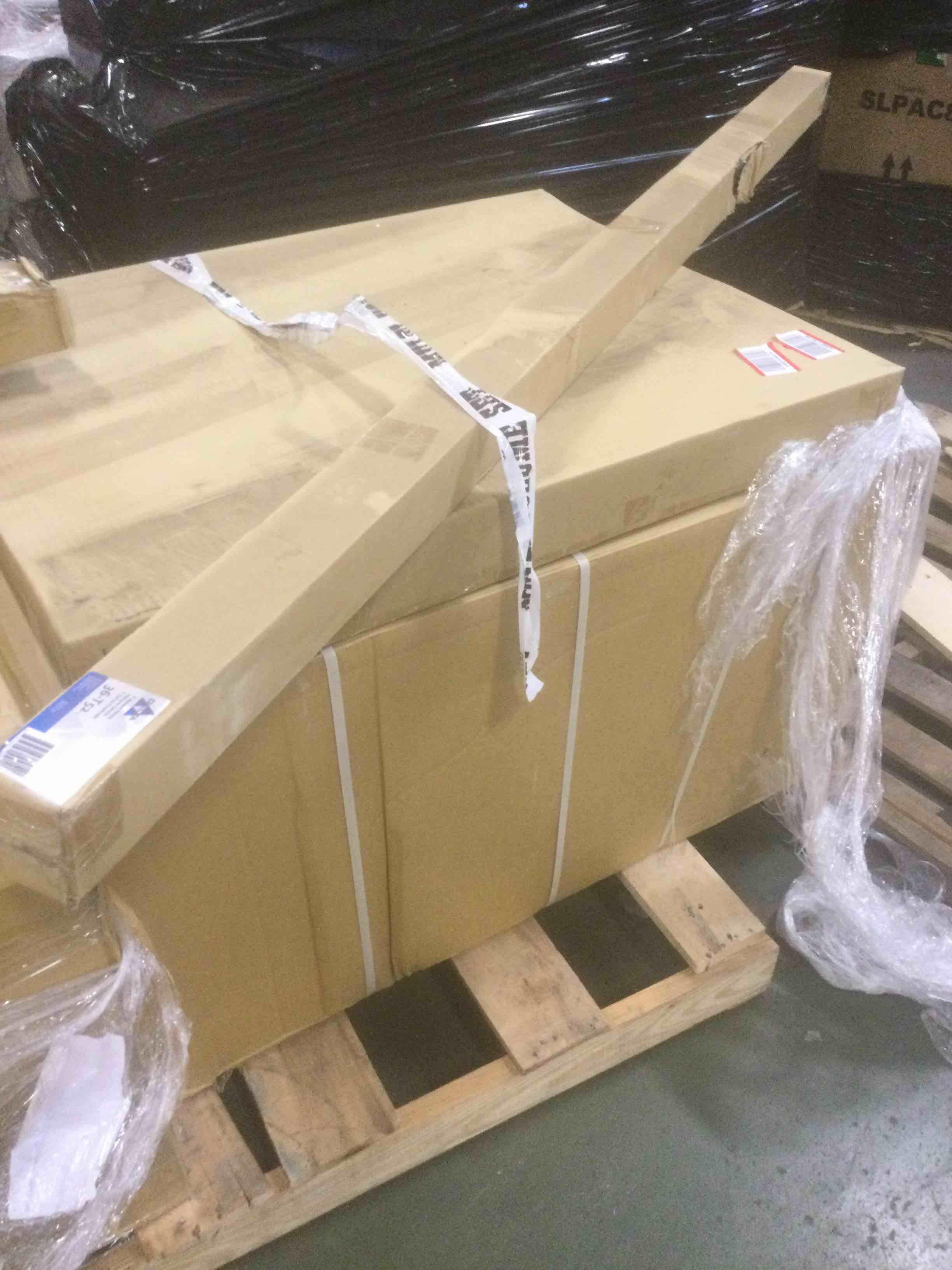 https://s3.amazonaws.com/lotting-images-prod/bidfta/ORG5752753_1708013709880.jpeg