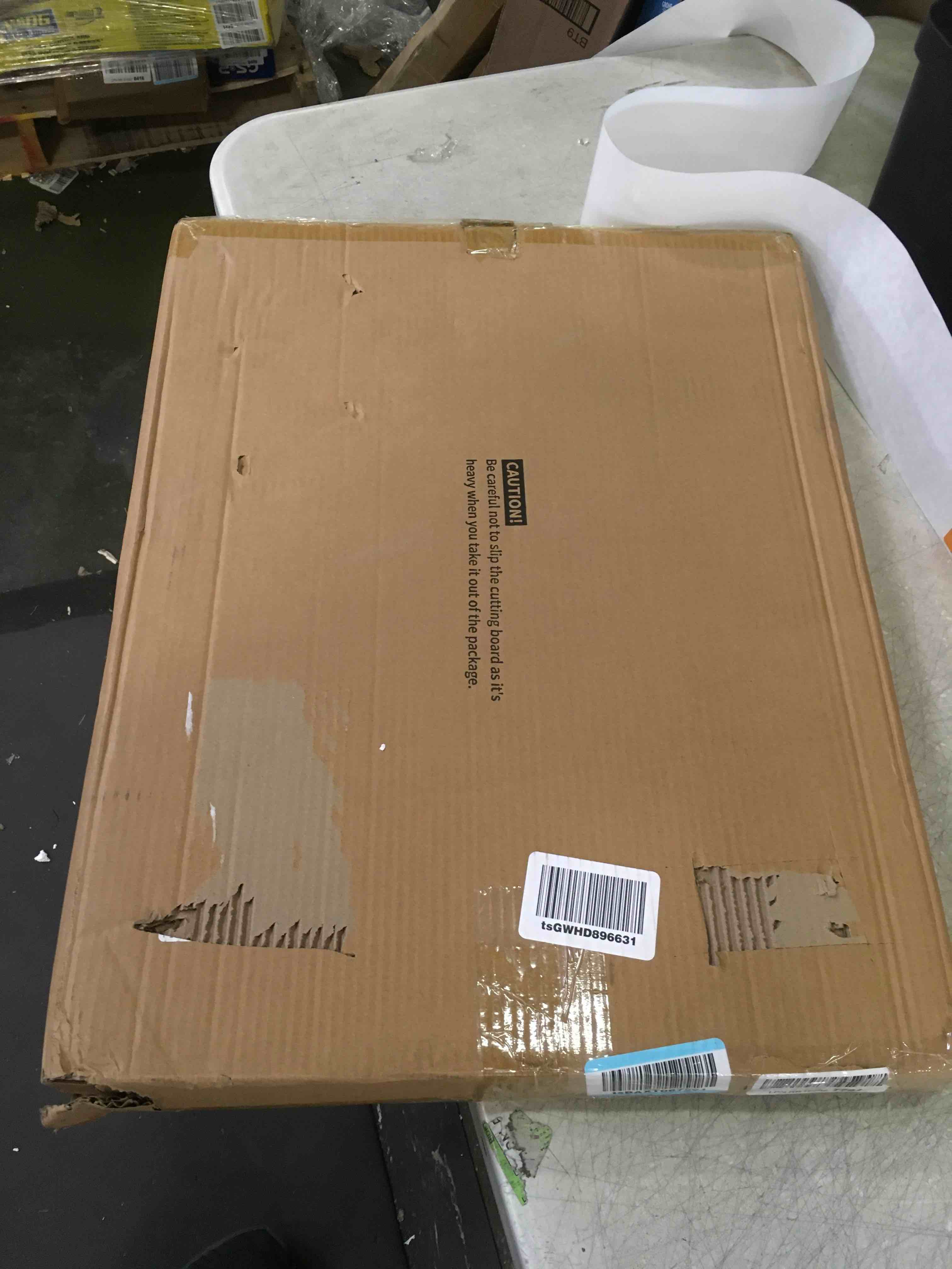 https://s3.amazonaws.com/lotting-images-prod/bidfta/ORG5753036_1706808114837.jpeg