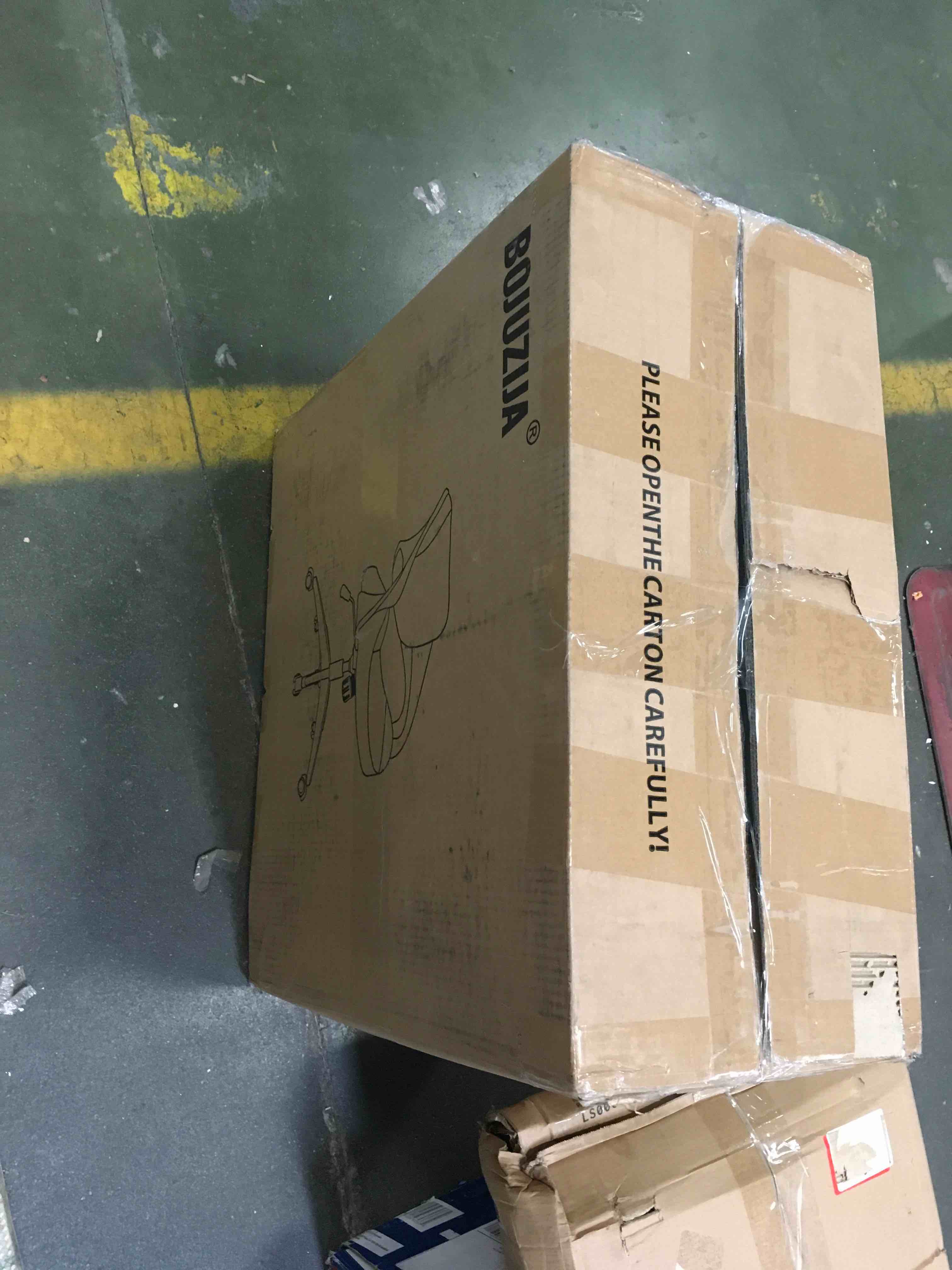 https://s3.amazonaws.com/lotting-images-prod/bidfta/ORG5753560_1706975301975.jpeg
