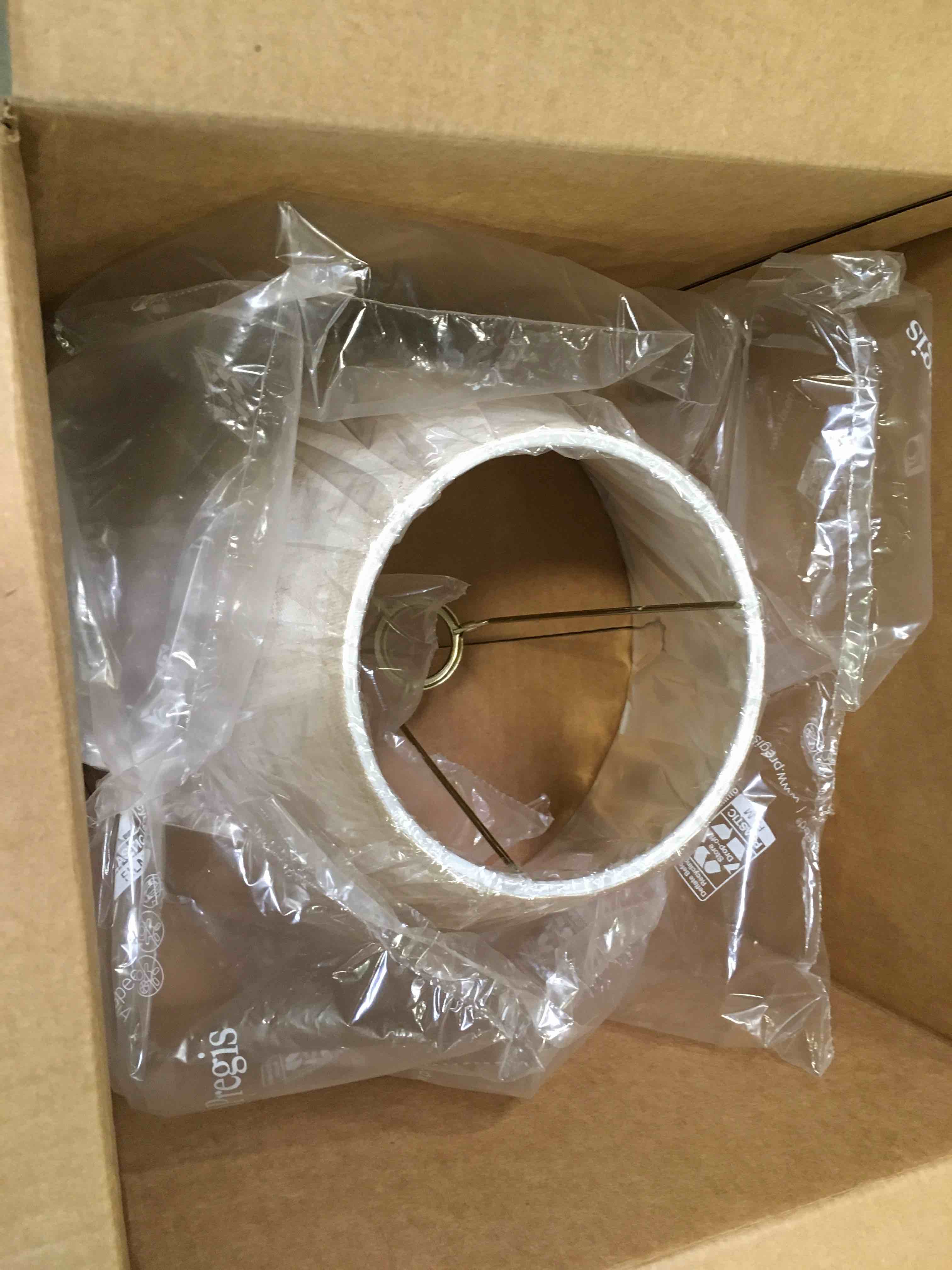 https://s3.amazonaws.com/lotting-images-prod/bidfta/ORG5753587_1706977787663.jpeg