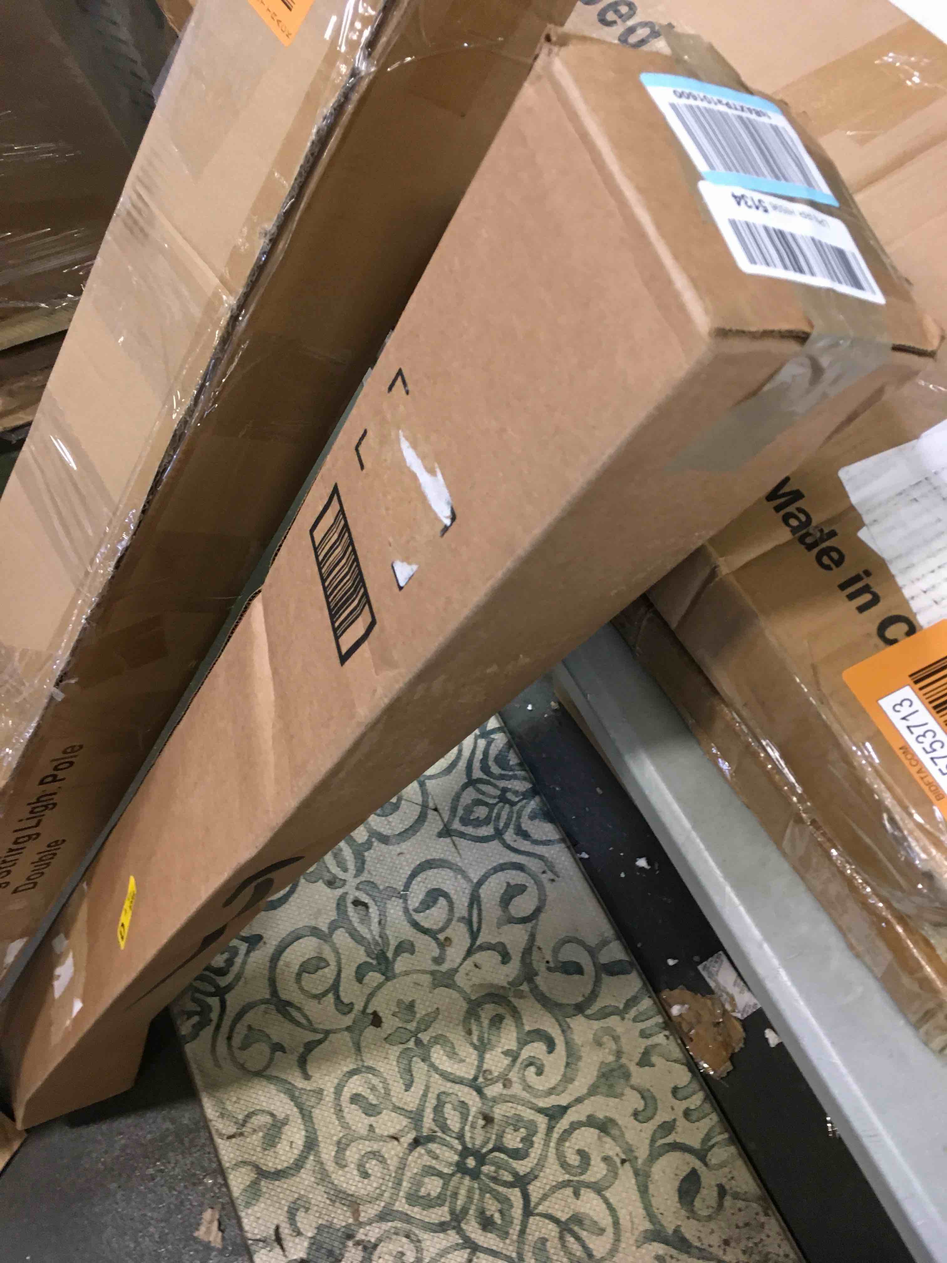 https://s3.amazonaws.com/lotting-images-prod/bidfta/ORG5753715_1706992974849.jpeg