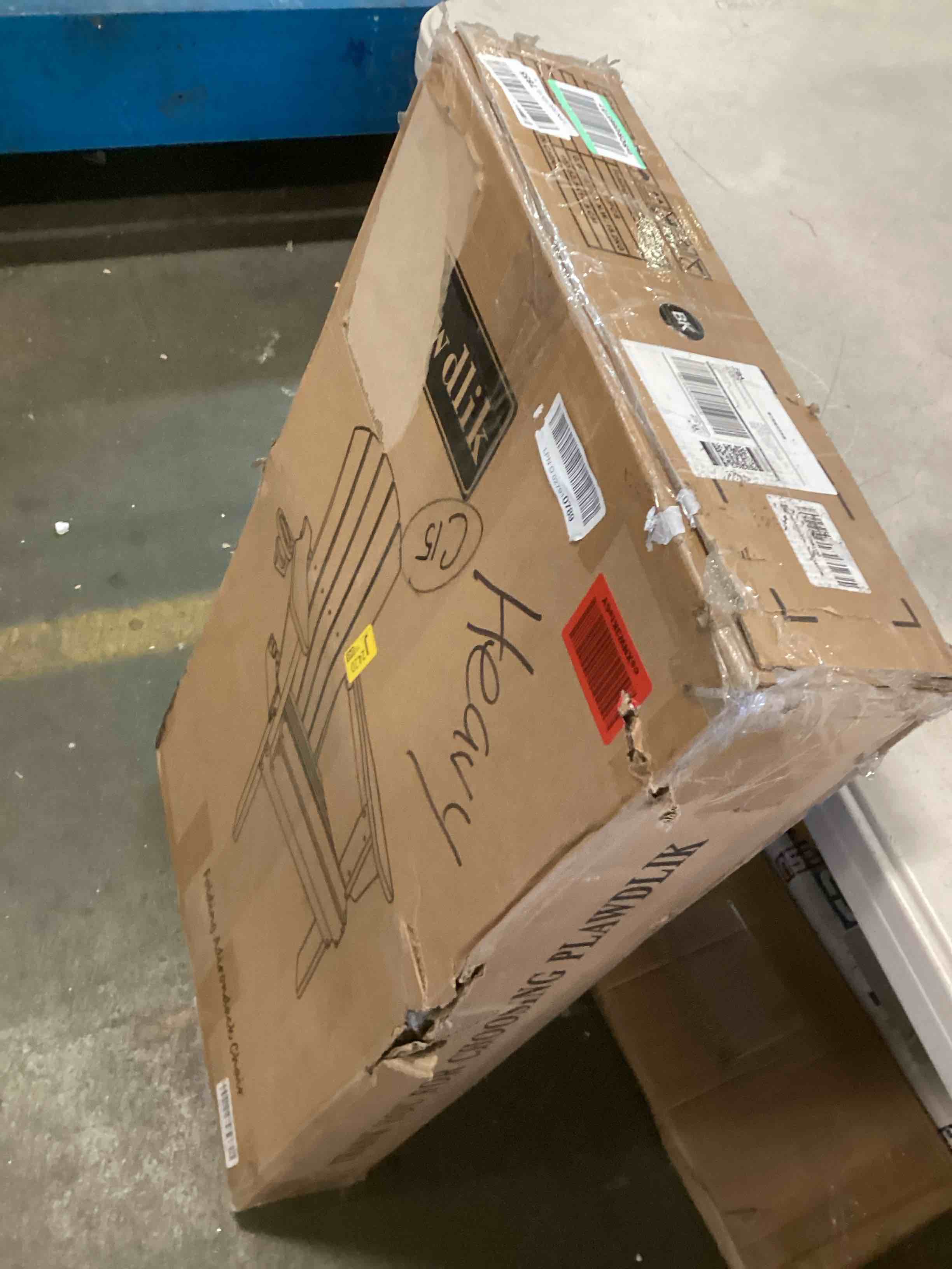 https://s3.amazonaws.com/lotting-images-prod/bidfta/ORG5753908_1707069550281.jpeg