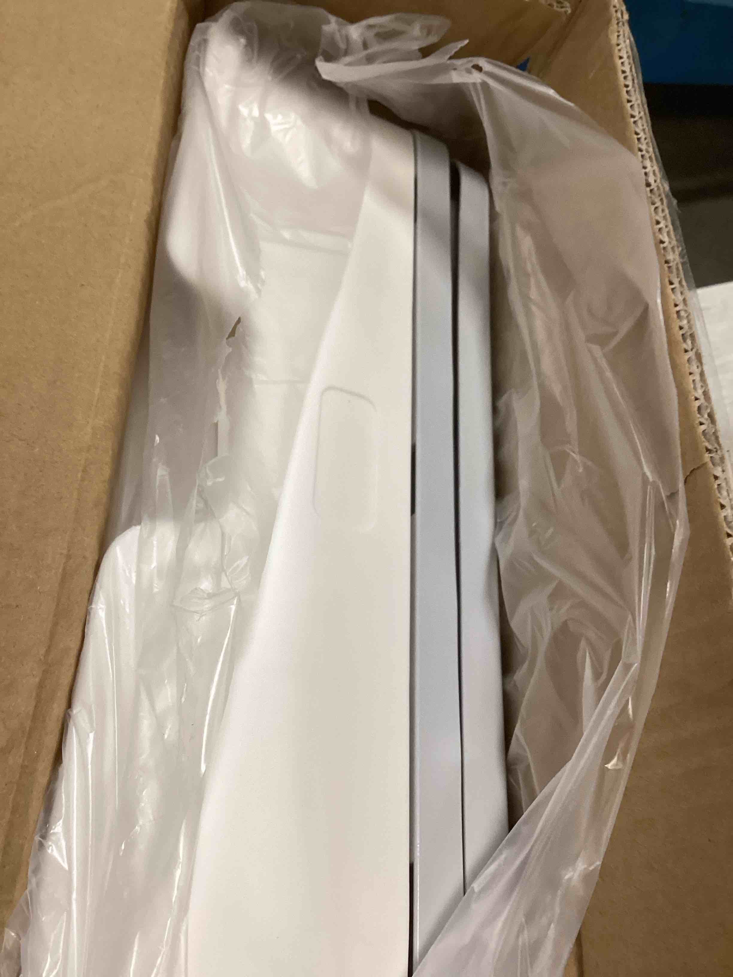 https://s3.amazonaws.com/lotting-images-prod/bidfta/ORG5754742_1706734762032.jpeg