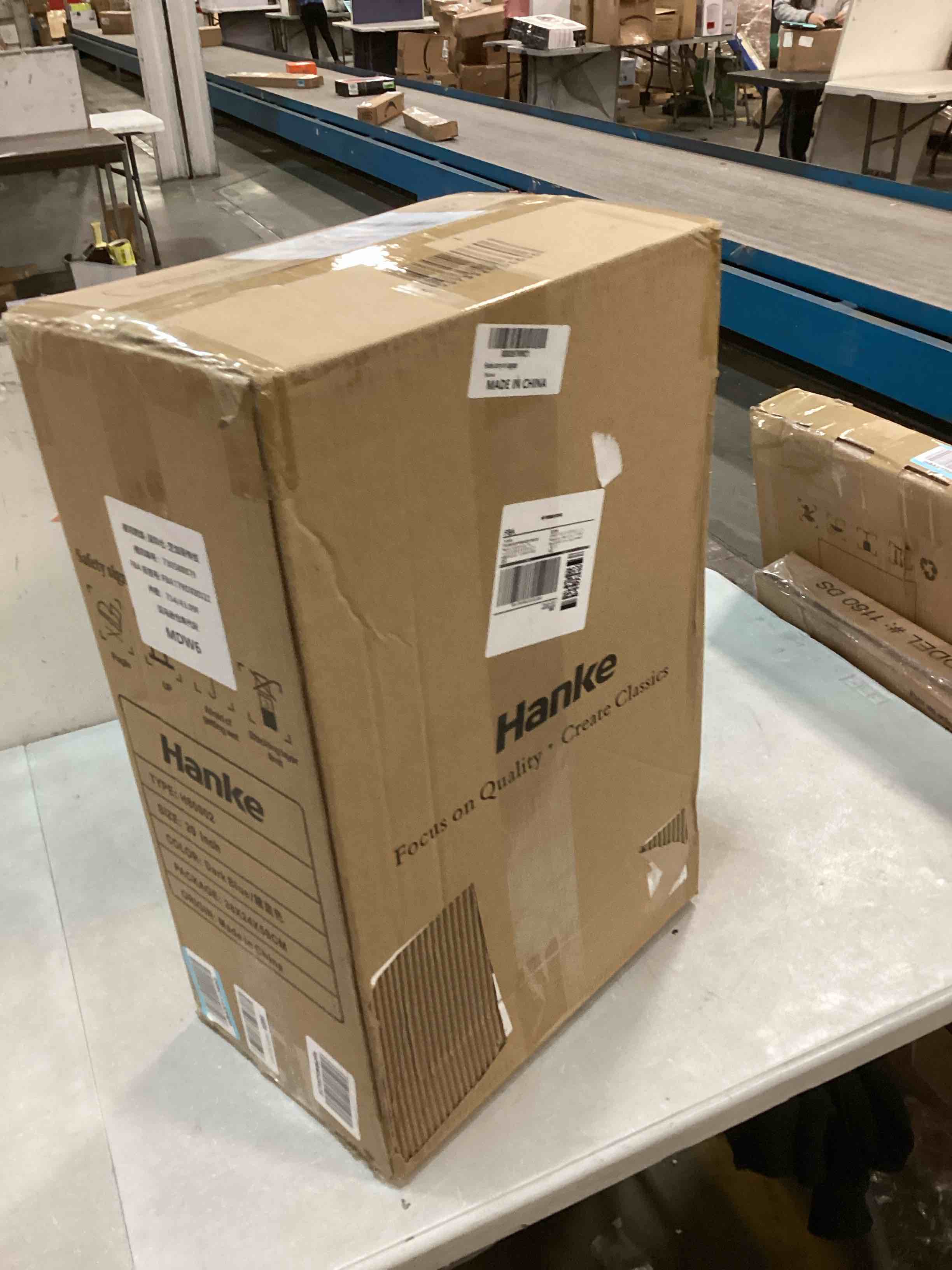 https://s3.amazonaws.com/lotting-images-prod/bidfta/ORG5756864_1707569459027.jpeg
