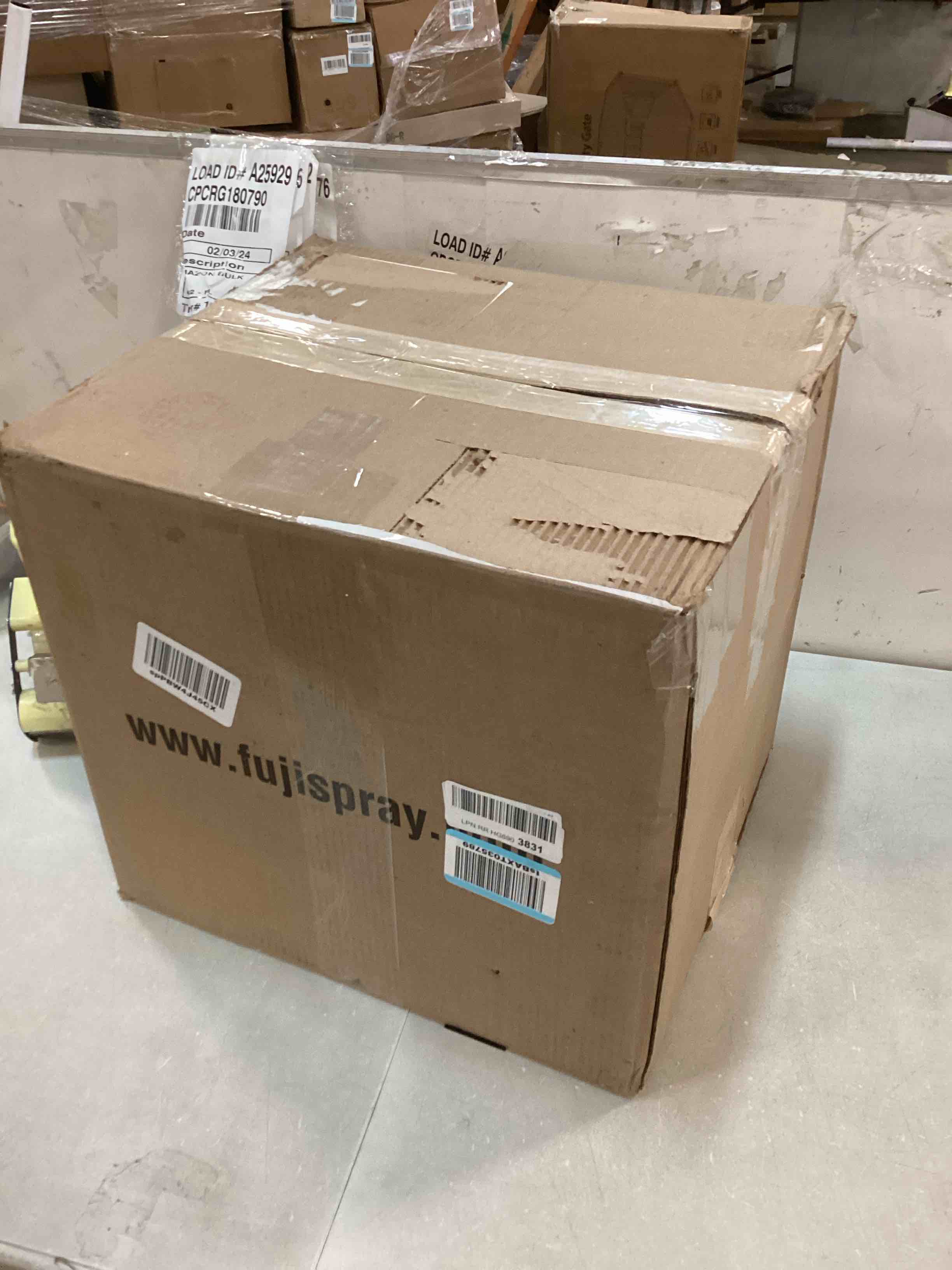 https://s3.amazonaws.com/lotting-images-prod/bidfta/ORG5756993_1707585489516.jpeg