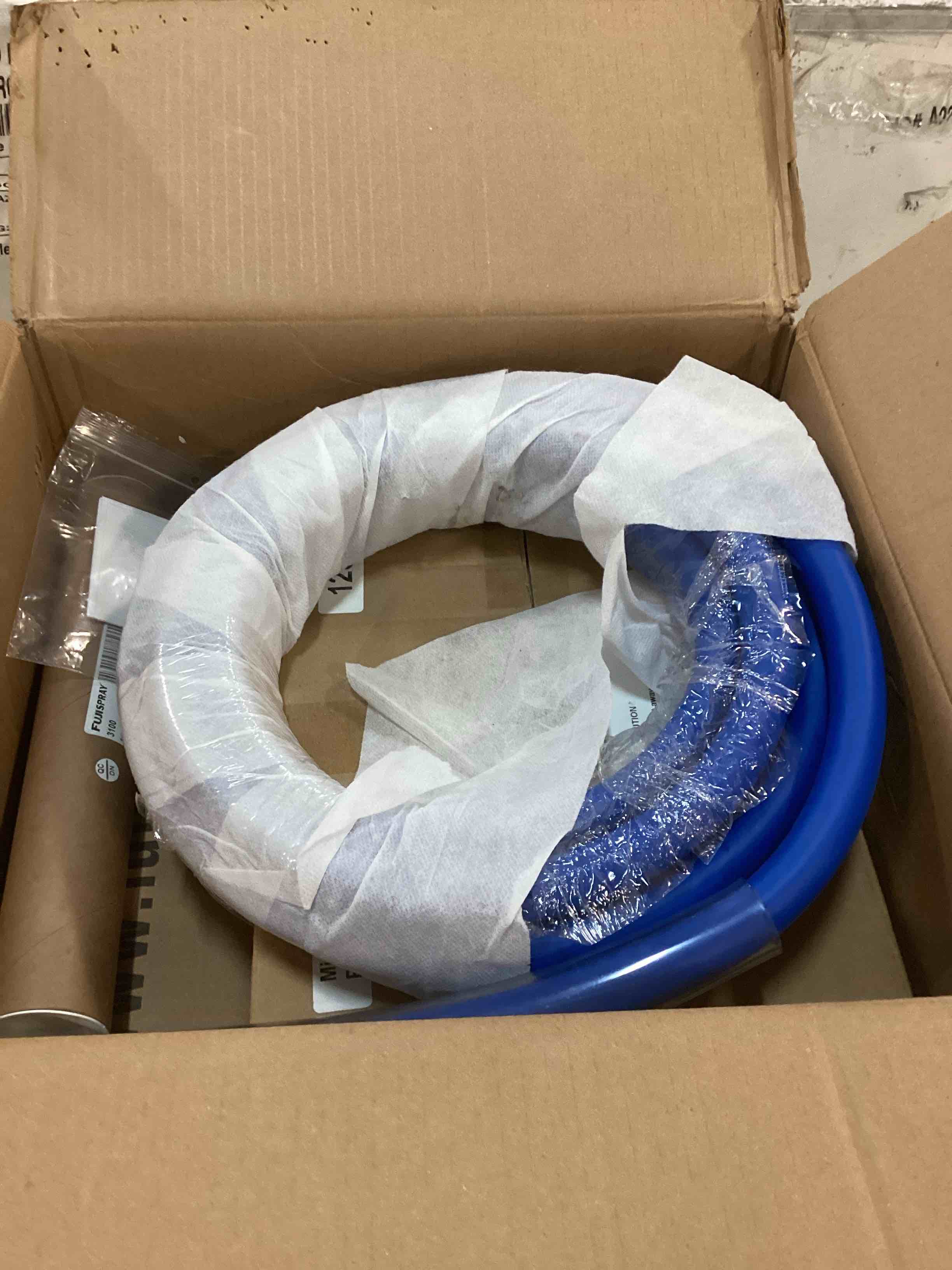 https://s3.amazonaws.com/lotting-images-prod/bidfta/ORG5756993_1707585504749.jpeg